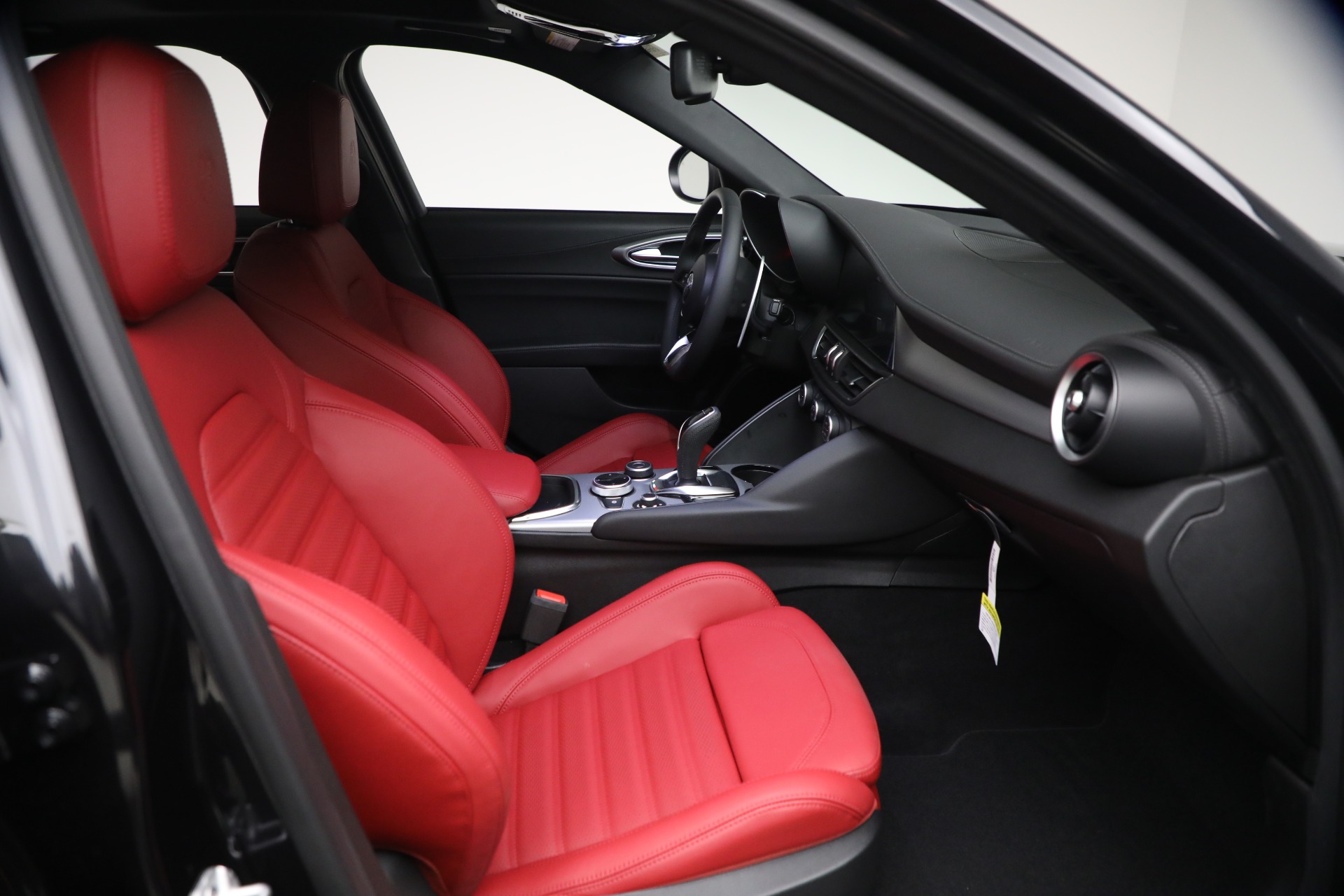 New-2026-Alfa-Romeo-Giulia-VELOCE