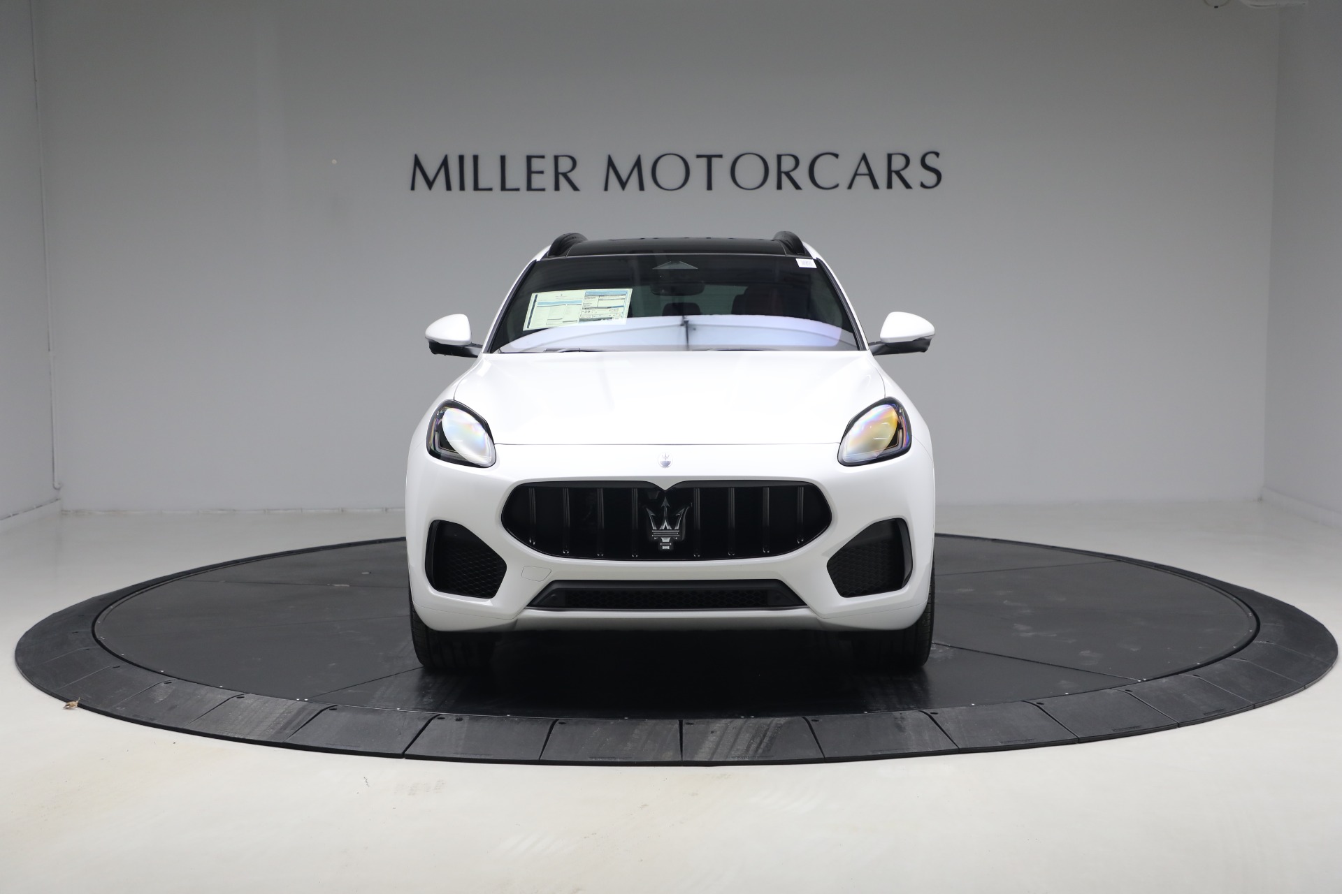 New-2026-Maserati-Grecale-Modena