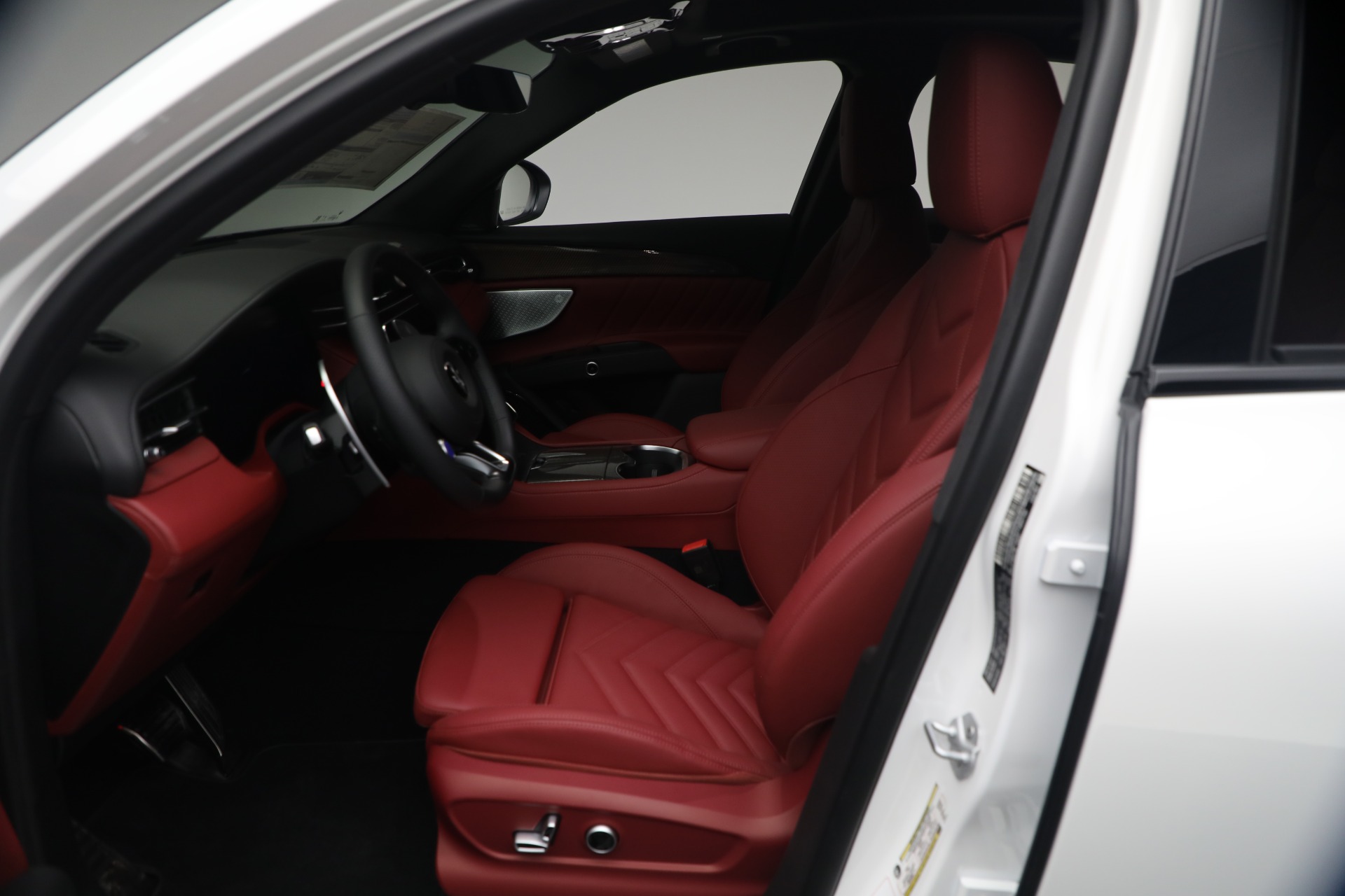New-2026-Maserati-Grecale-Modena