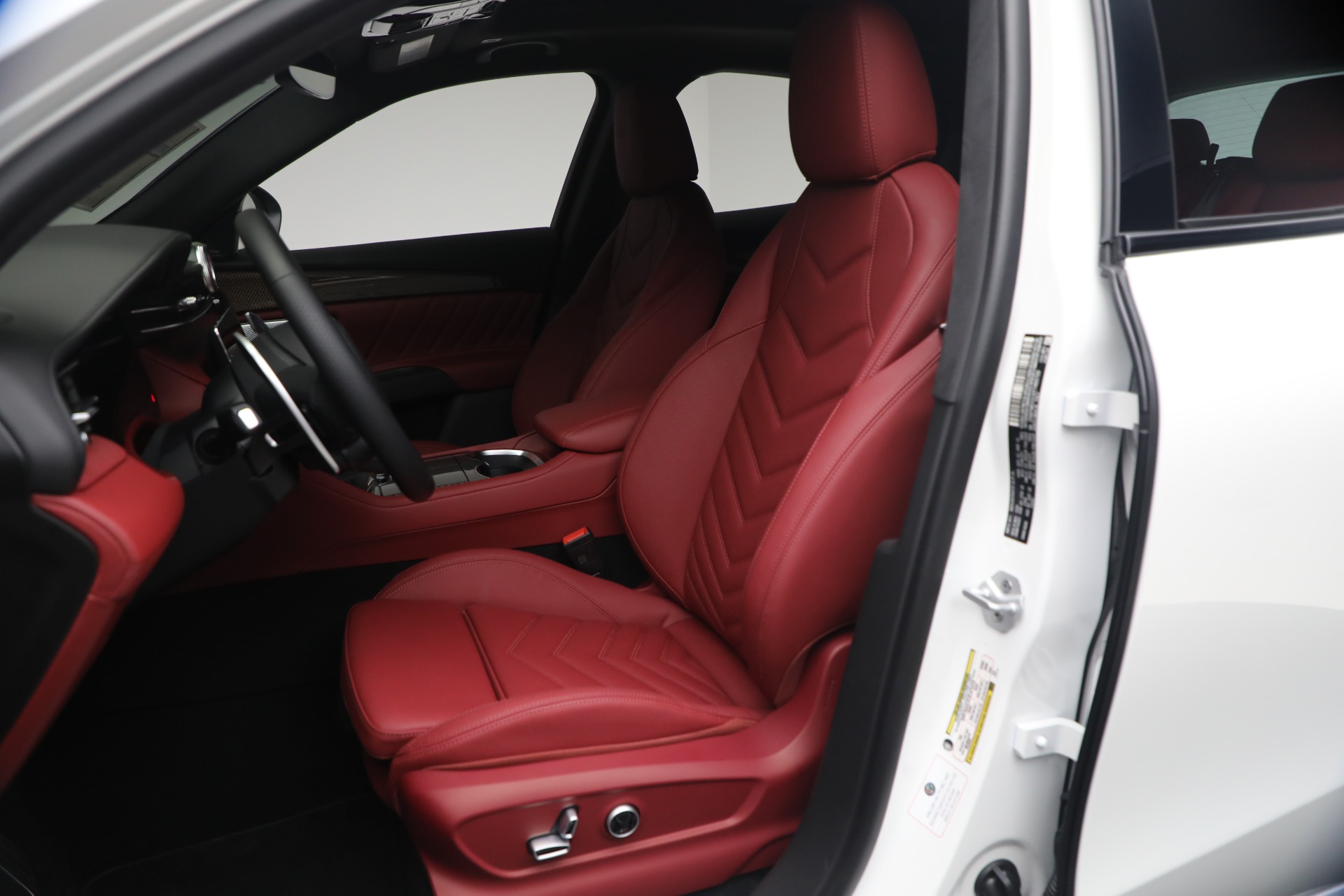New-2026-Maserati-Grecale-Modena