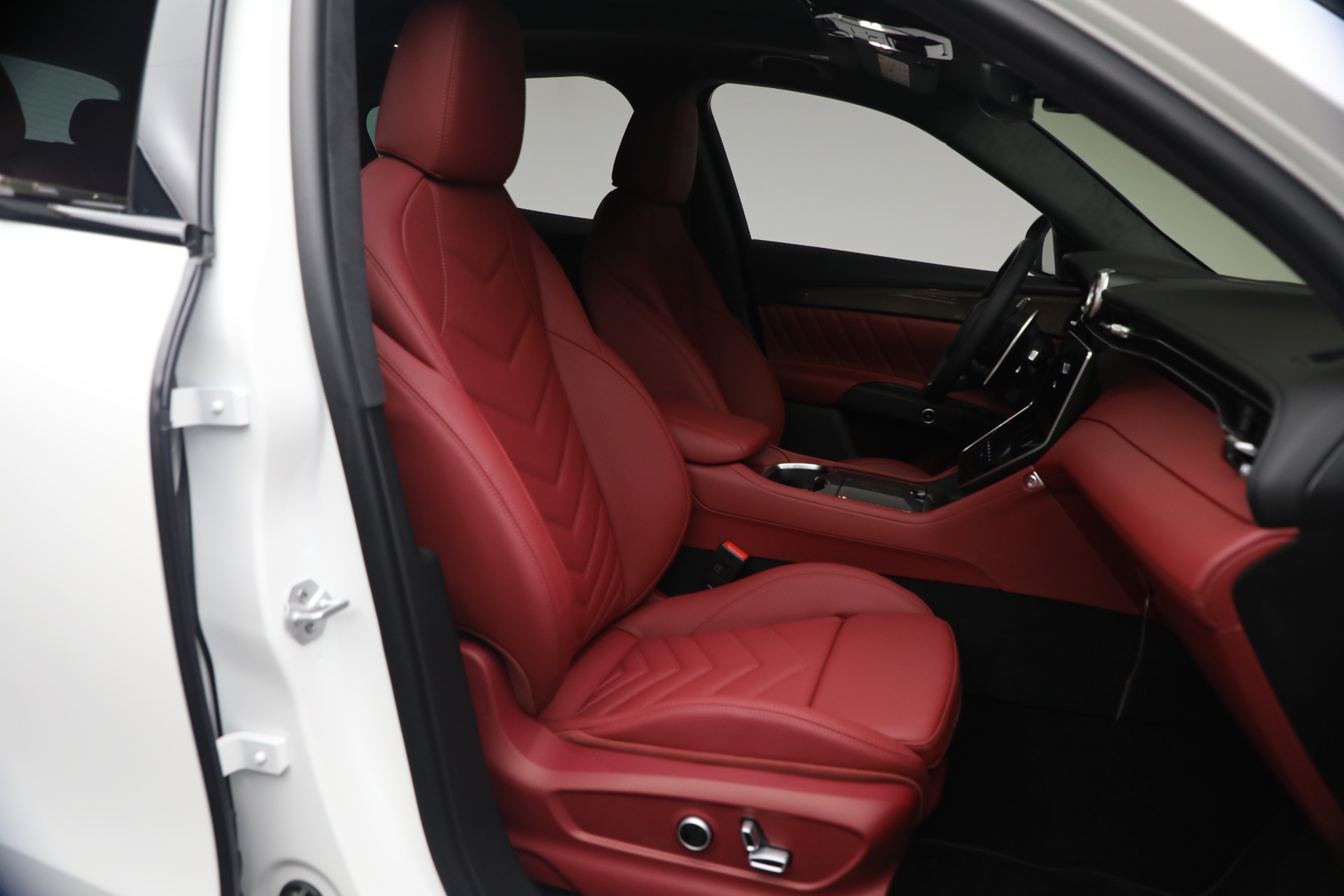 New-2026-Maserati-Grecale-Modena