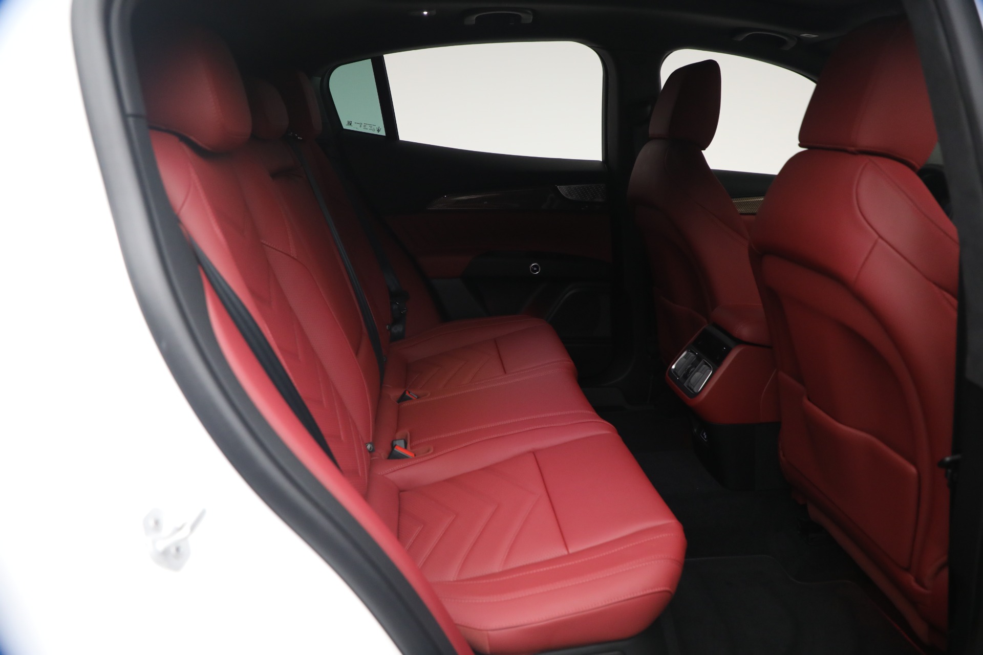 New-2026-Maserati-Grecale-Modena