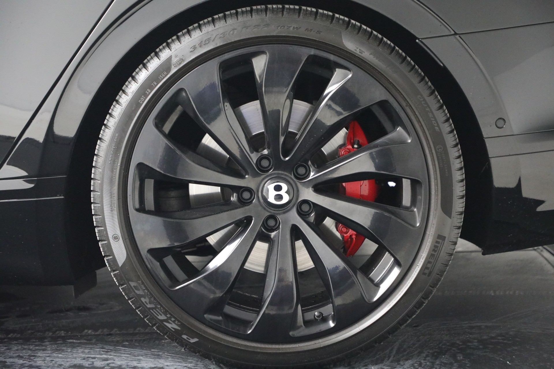 Used-2023-Bentley-Flying-Spur-V8
