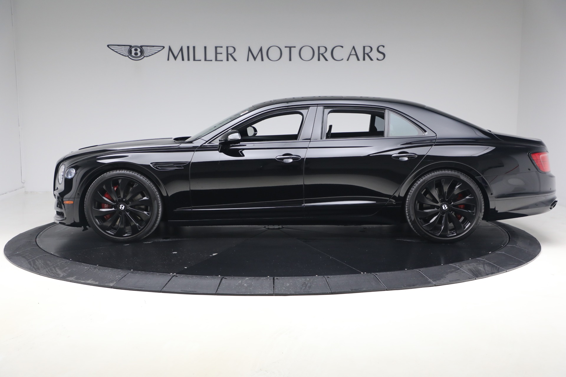 Used-2023-Bentley-Flying-Spur-V8