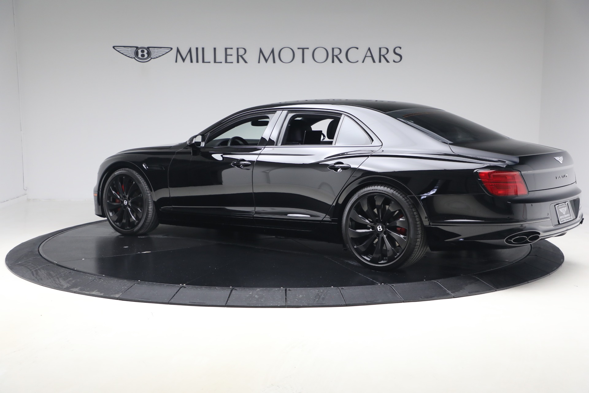Used-2023-Bentley-Flying-Spur-V8