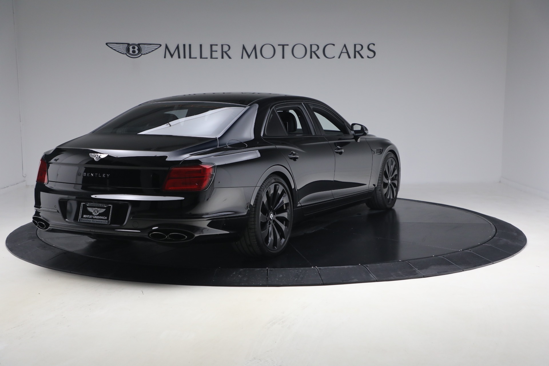 Used-2023-Bentley-Flying-Spur-V8