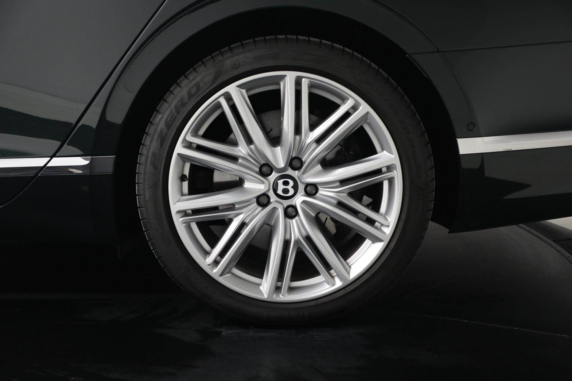 Used-2023-Bentley-Flying-Spur-Hybrid