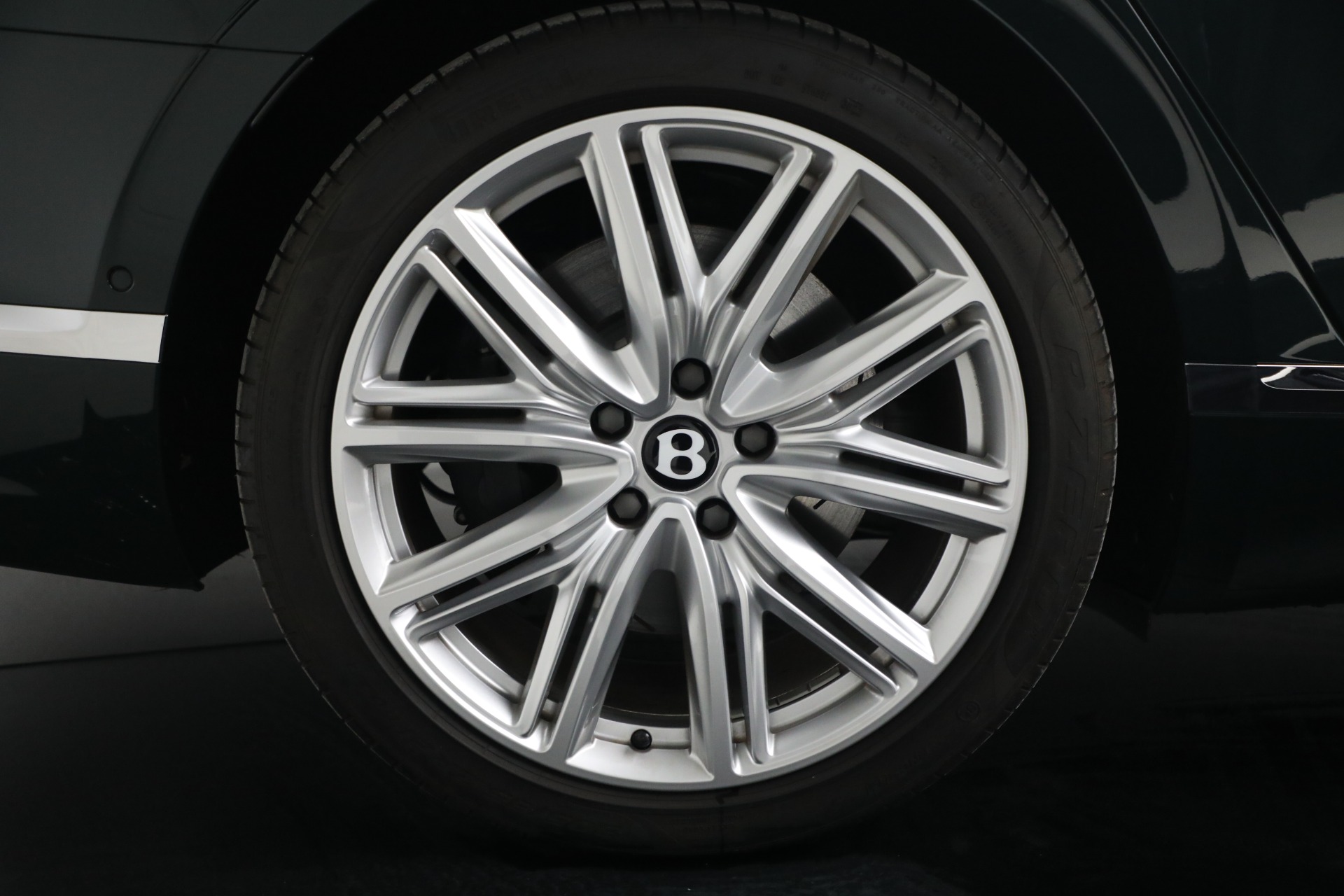 Used-2023-Bentley-Flying-Spur-Hybrid