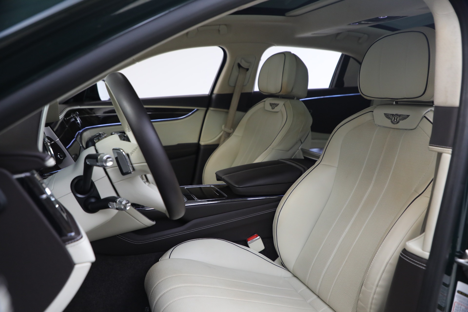 Used-2023-Bentley-Flying-Spur-Hybrid