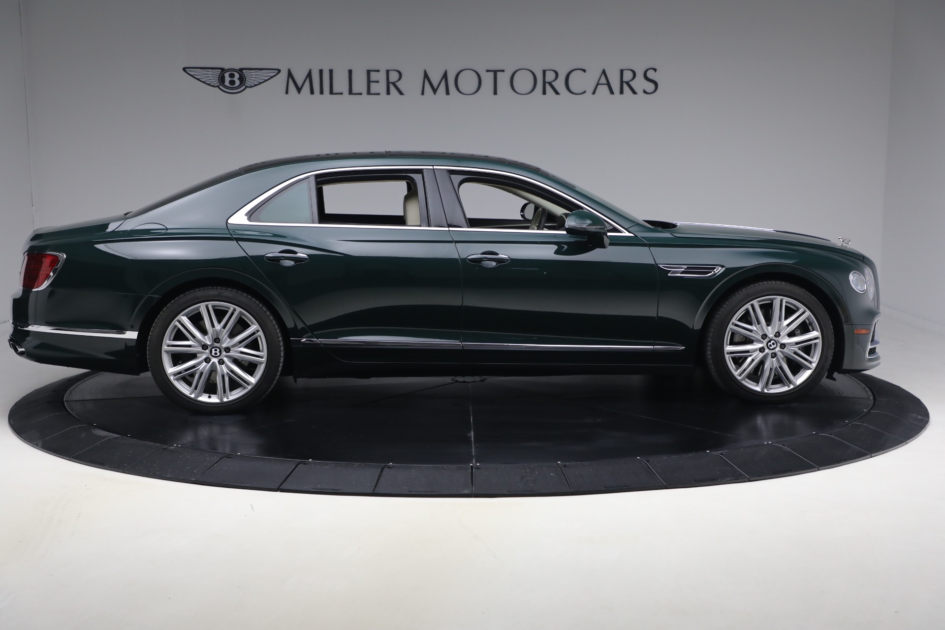 Used-2023-Bentley-Flying-Spur-Hybrid
