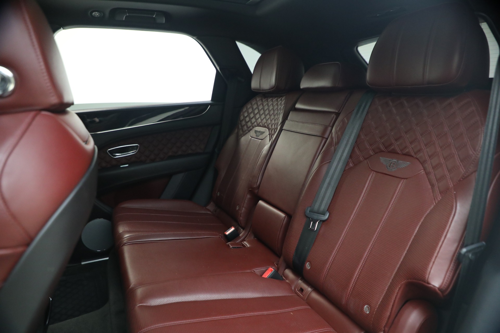Used-2021-Bentley-Bentayga-V8