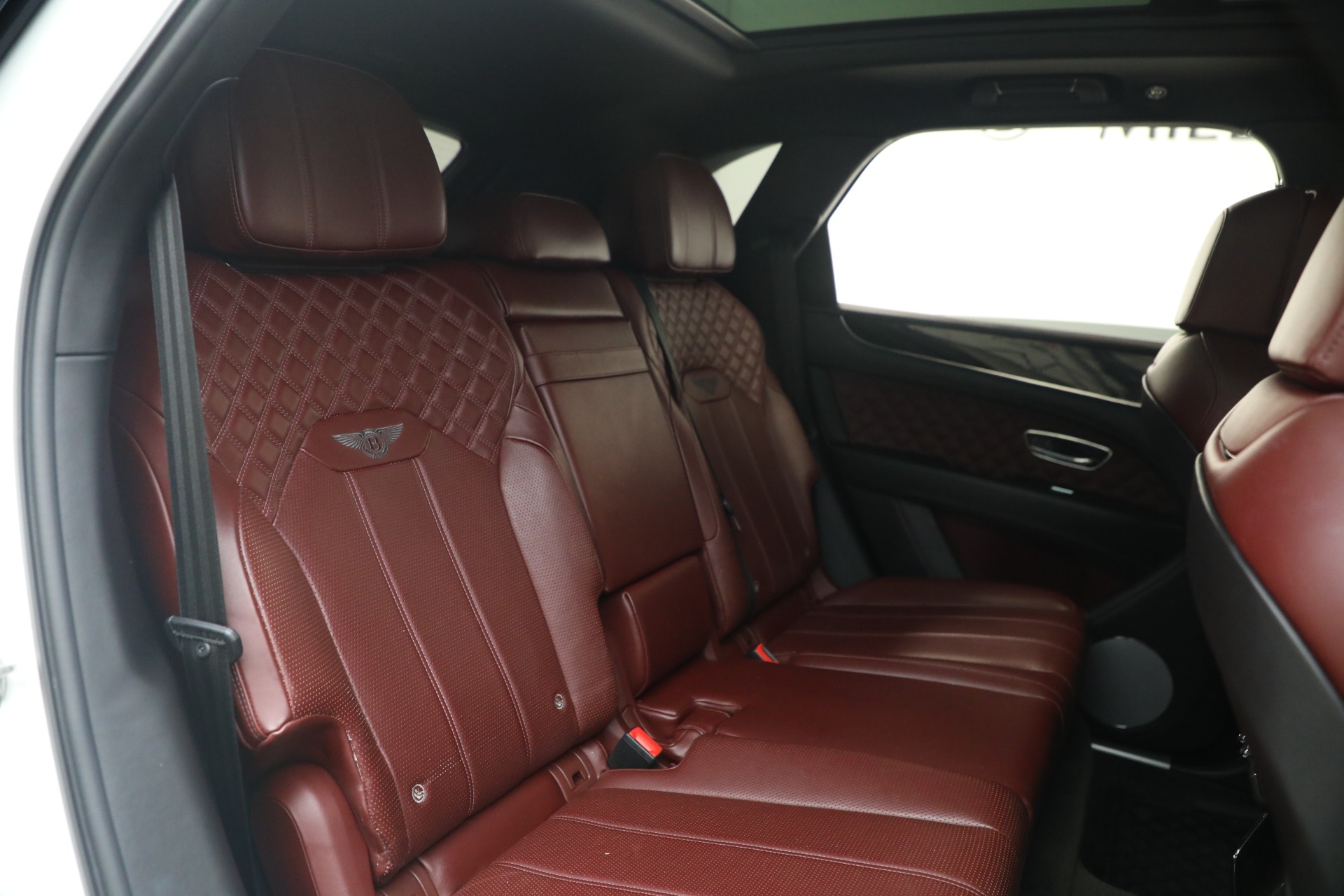 Used-2021-Bentley-Bentayga-V8