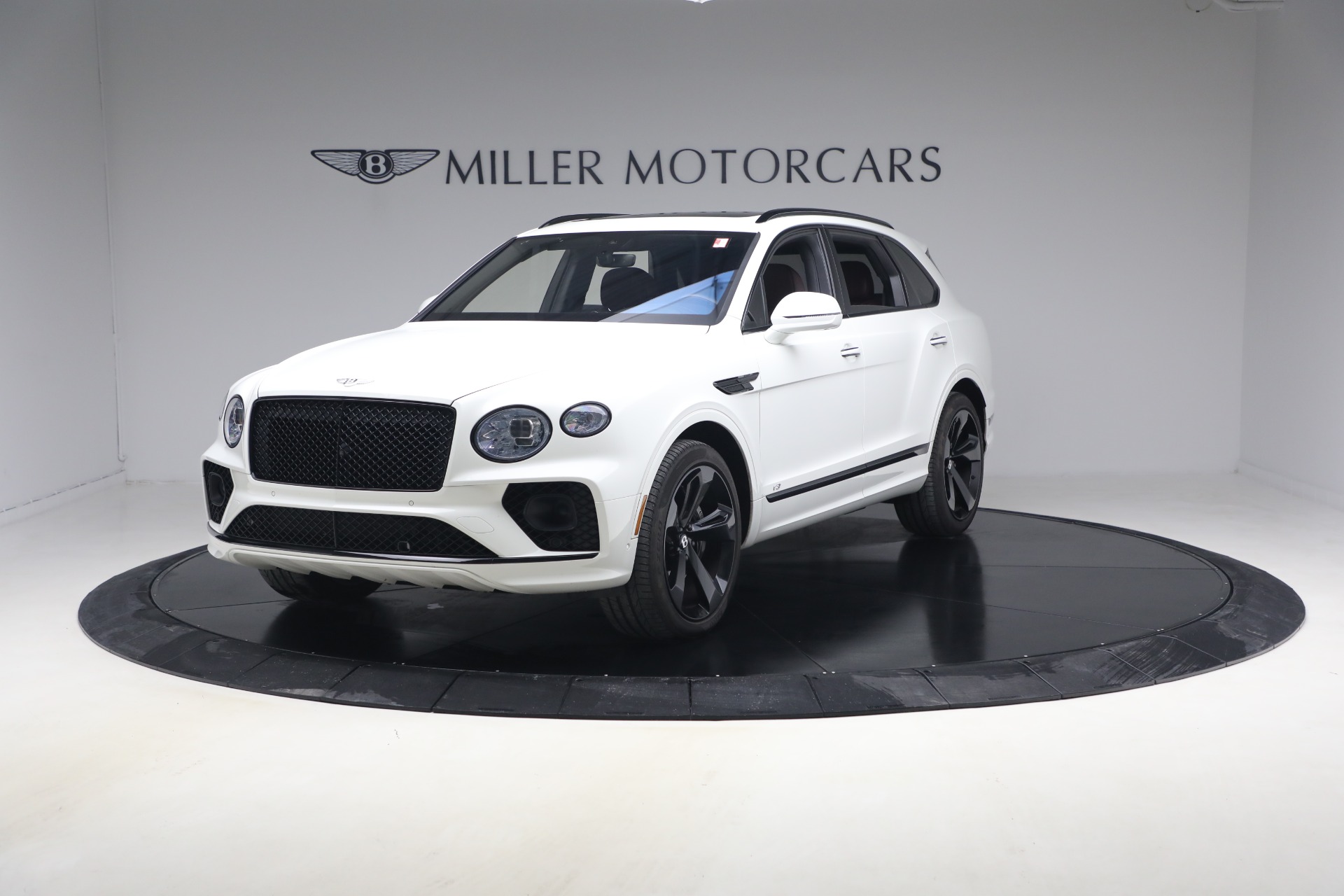Used-2021-Bentley-Bentayga-V8