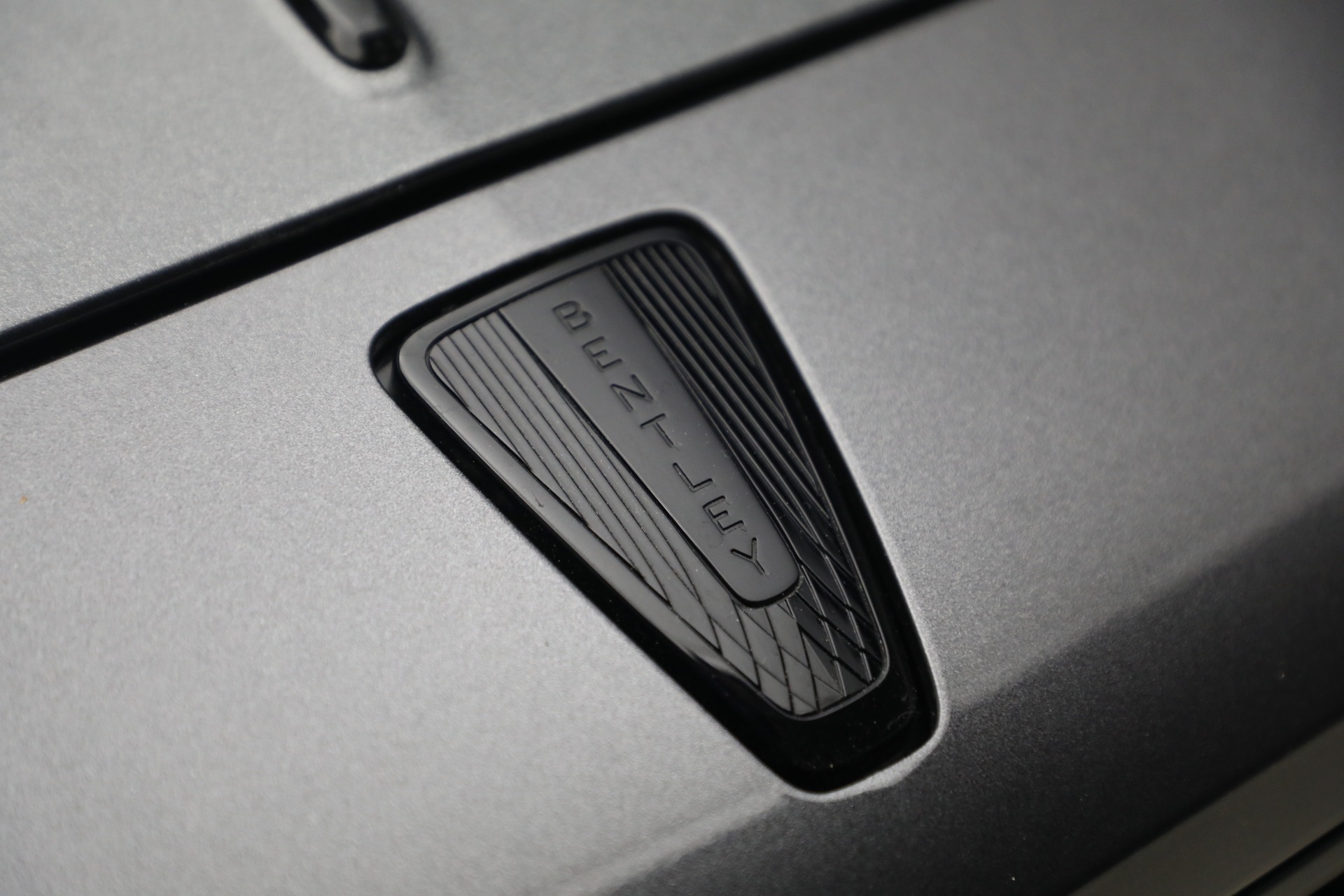 Used-2022-Bentley-Flying-Spur-V8