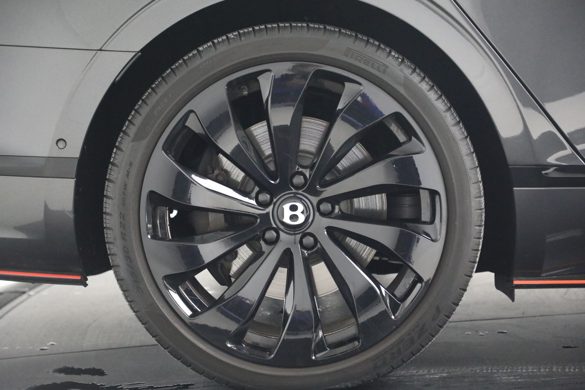Used-2022-Bentley-Flying-Spur-V8