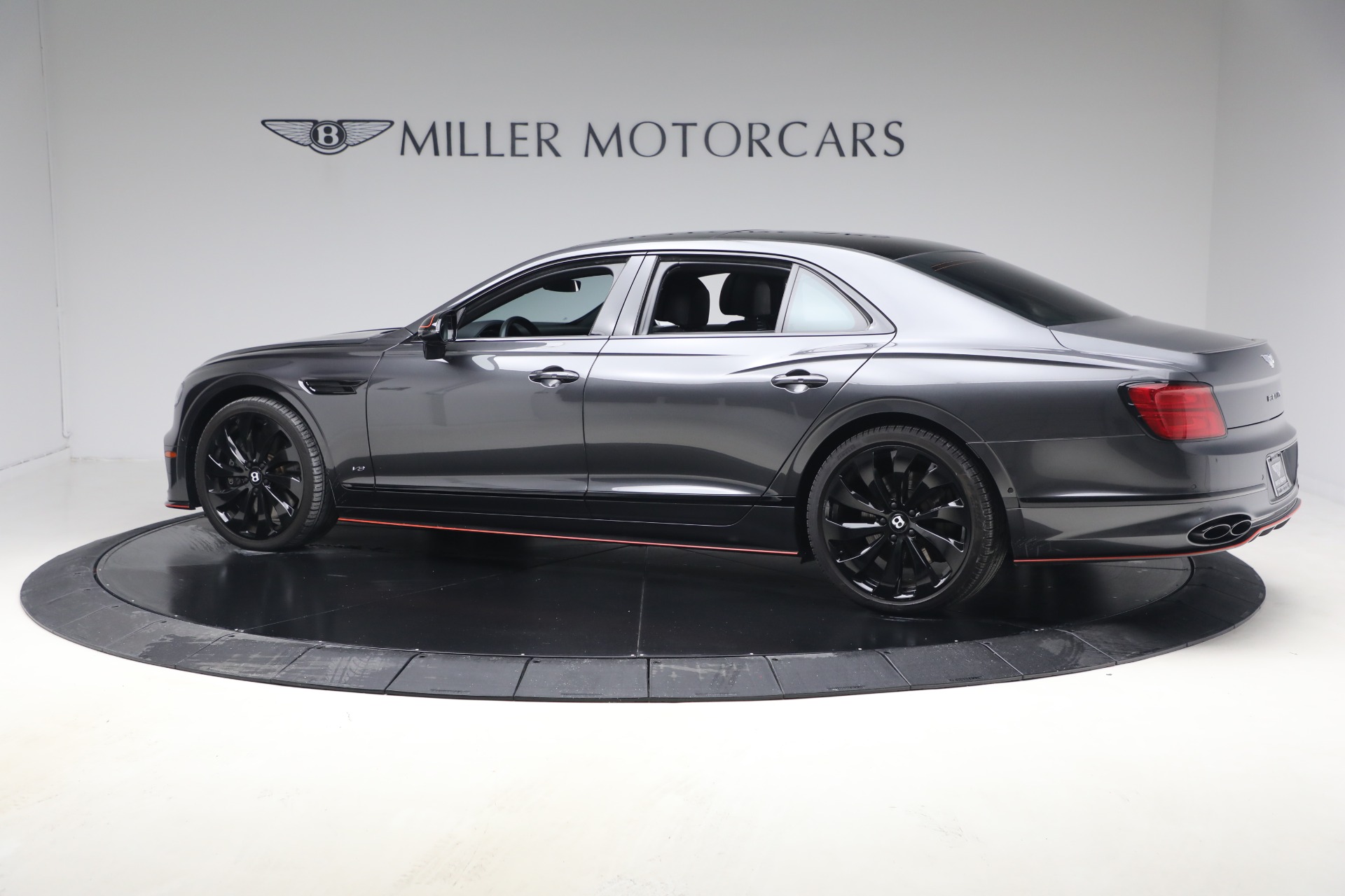 Used-2022-Bentley-Flying-Spur-V8
