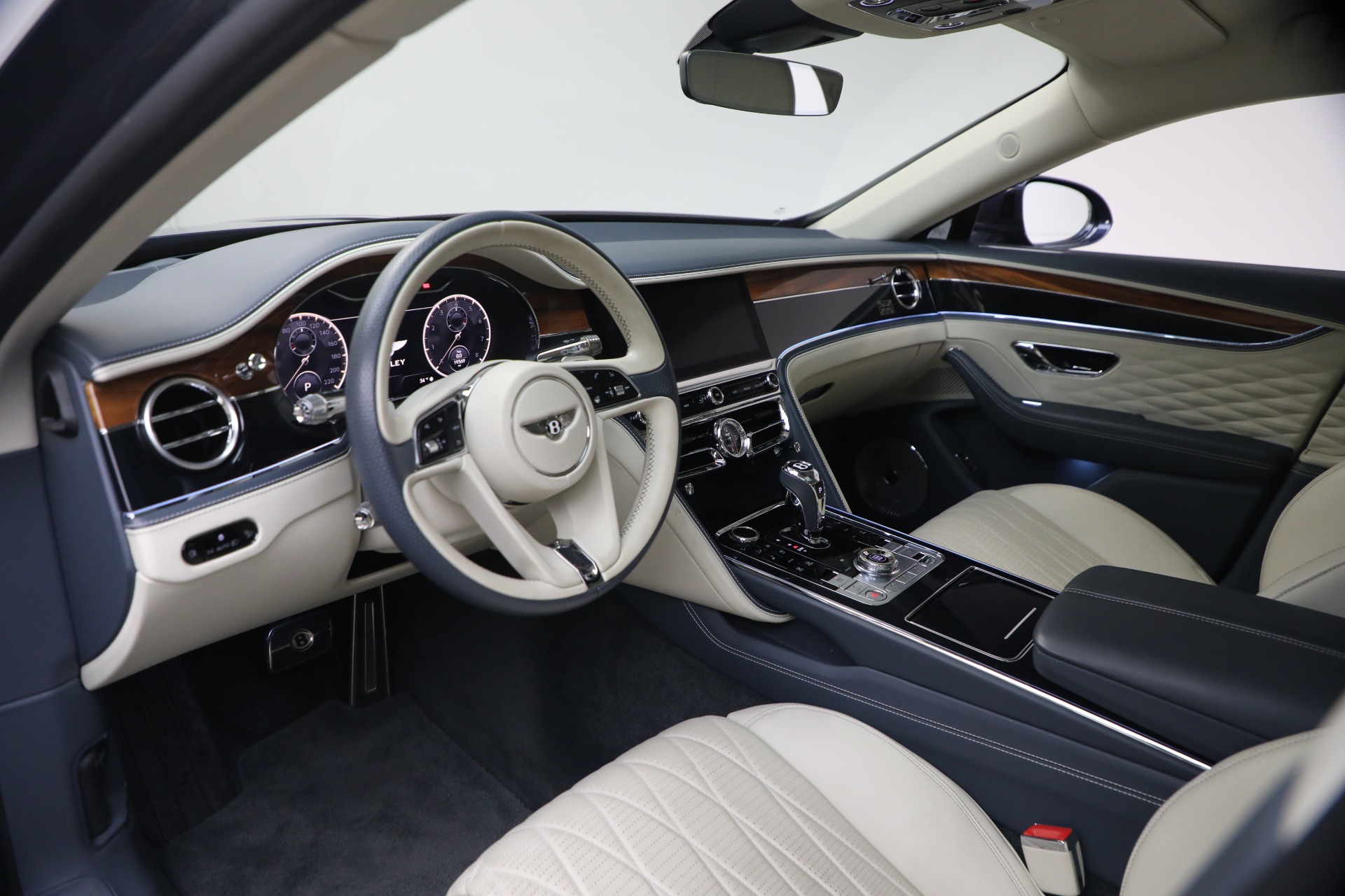 Used-2020-Bentley-Flying-Spur-W12