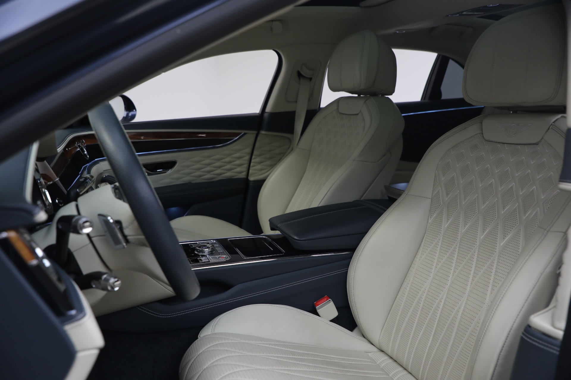 Used-2020-Bentley-Flying-Spur-W12