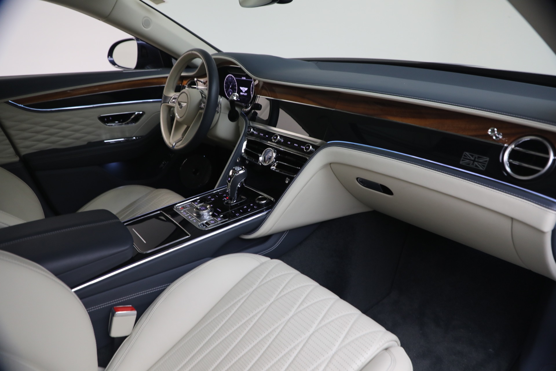 Used-2020-Bentley-Flying-Spur-W12