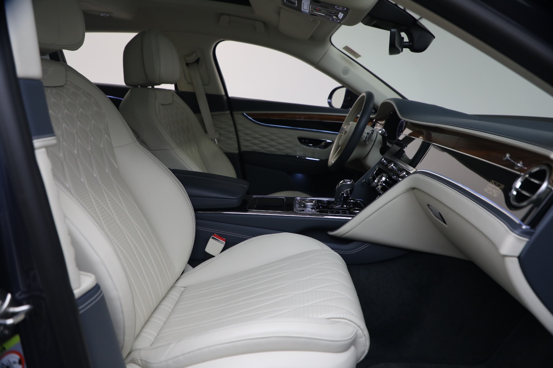 Used-2020-Bentley-Flying-Spur-W12