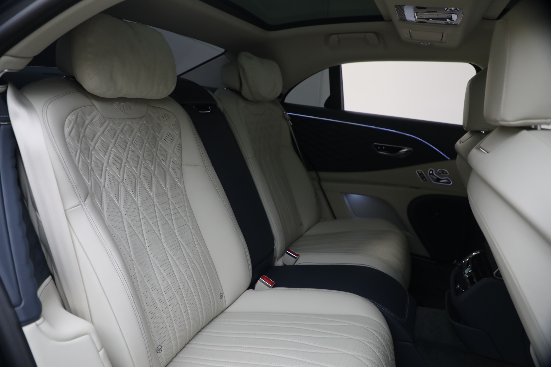 Used-2020-Bentley-Flying-Spur-W12