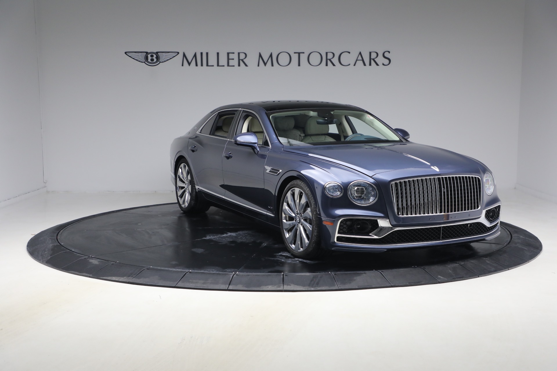 Used-2020-Bentley-Flying-Spur-W12