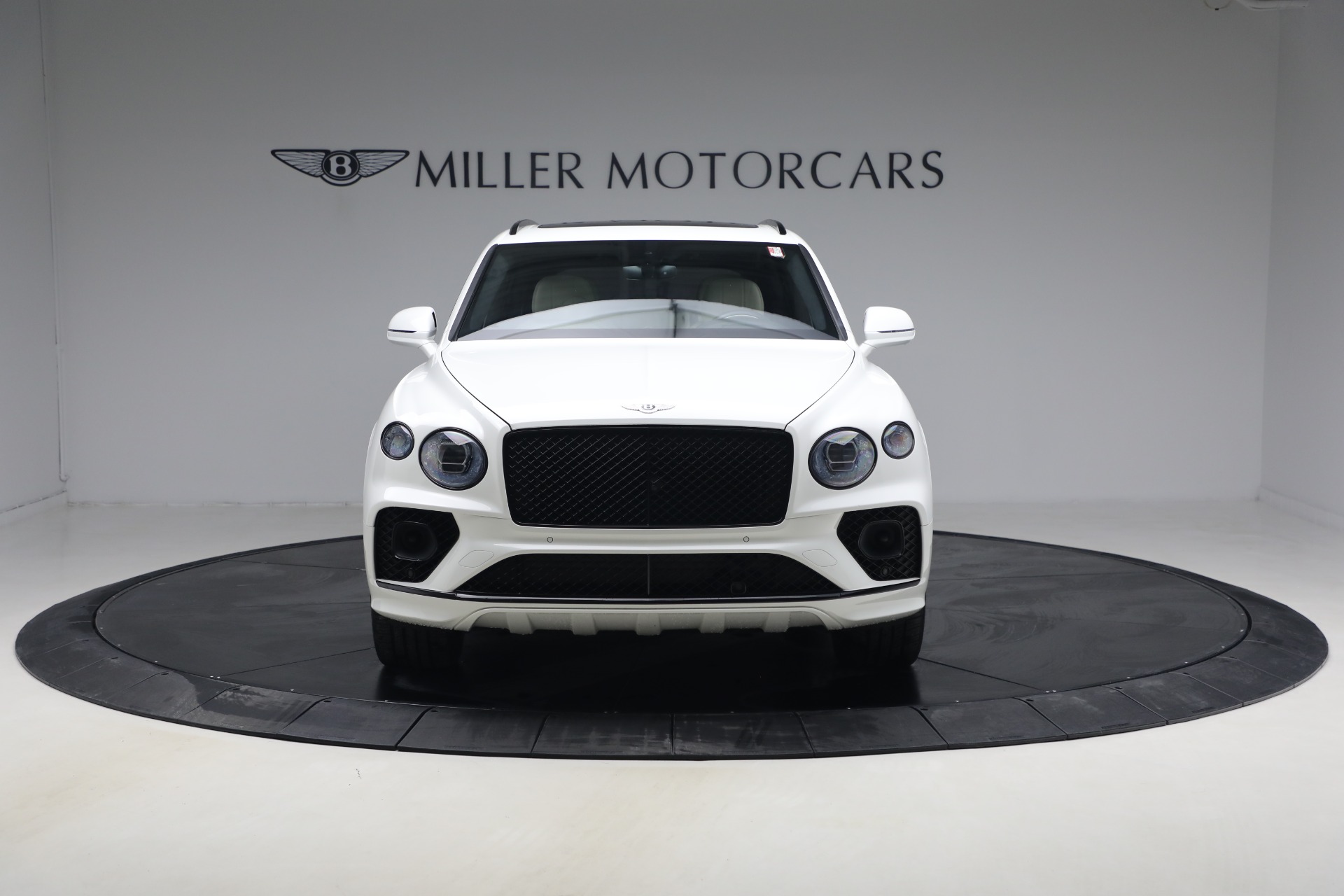 Used-2023-Bentley-Bentayga-V8