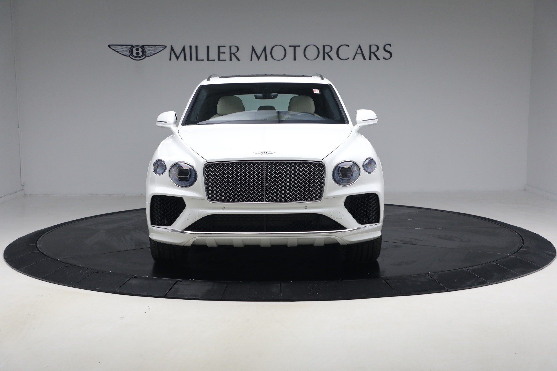 Used-2023-Bentley-Bentayga-V8