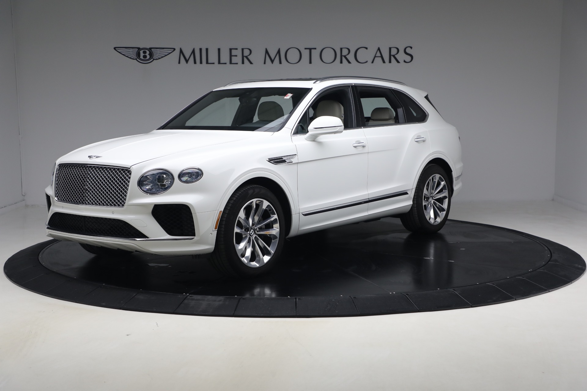 Used-2023-Bentley-Bentayga-V8