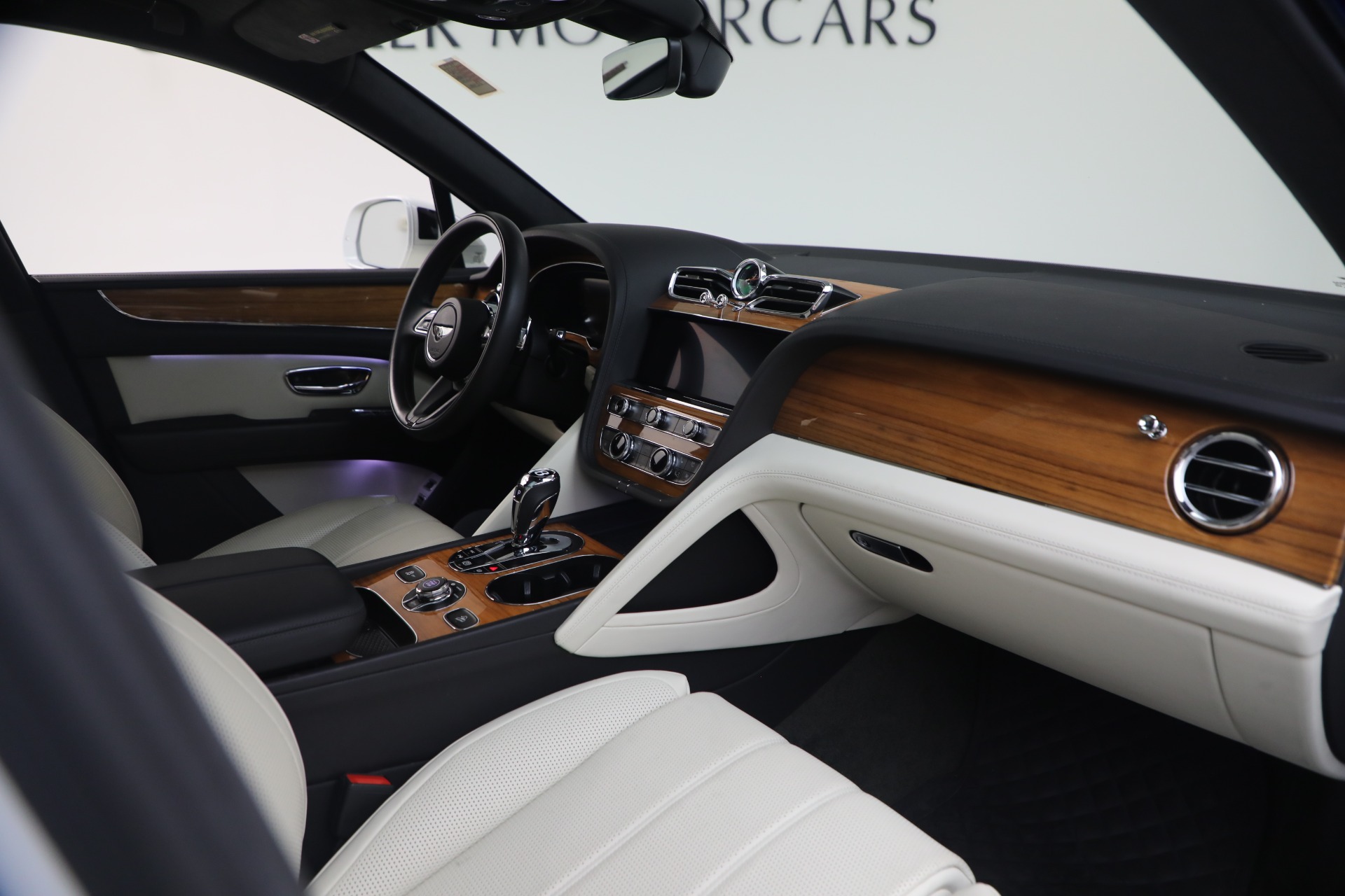 Used-2023-Bentley-Bentayga-V8