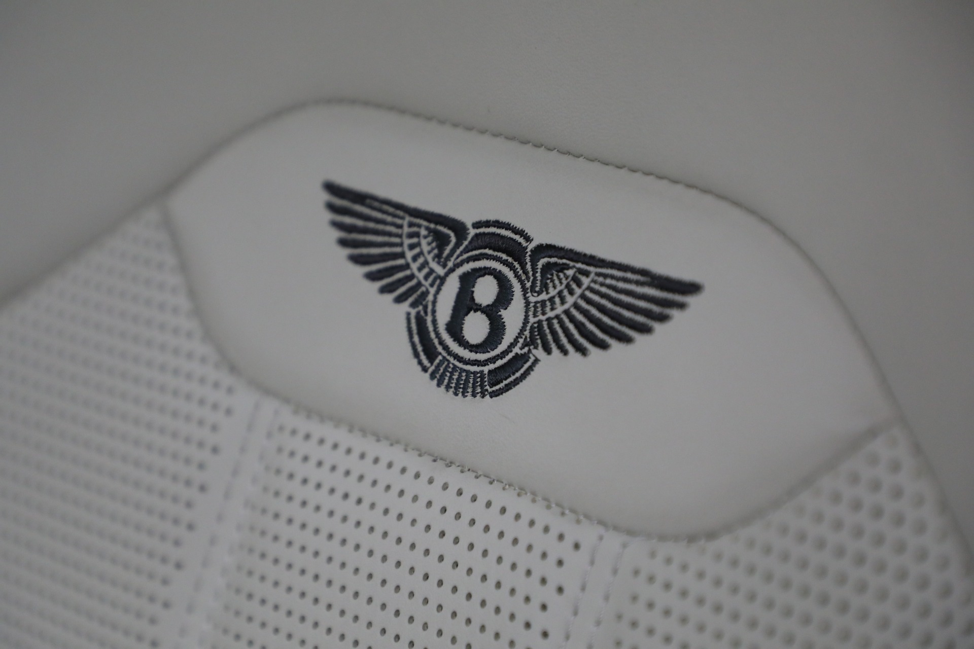 Used-2023-Bentley-Bentayga-V8