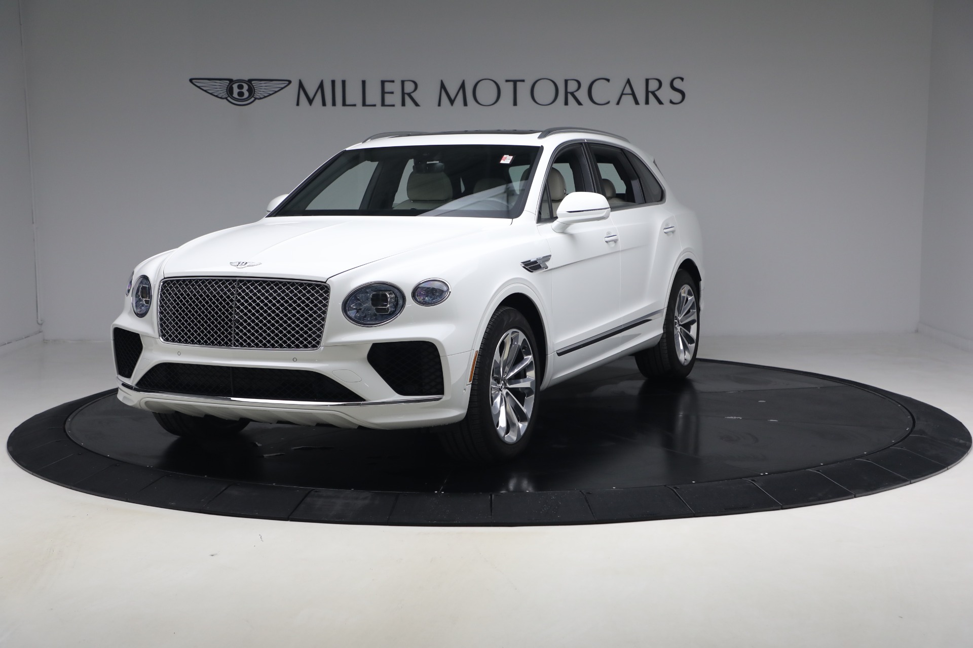 Used-2023-Bentley-Bentayga-V8