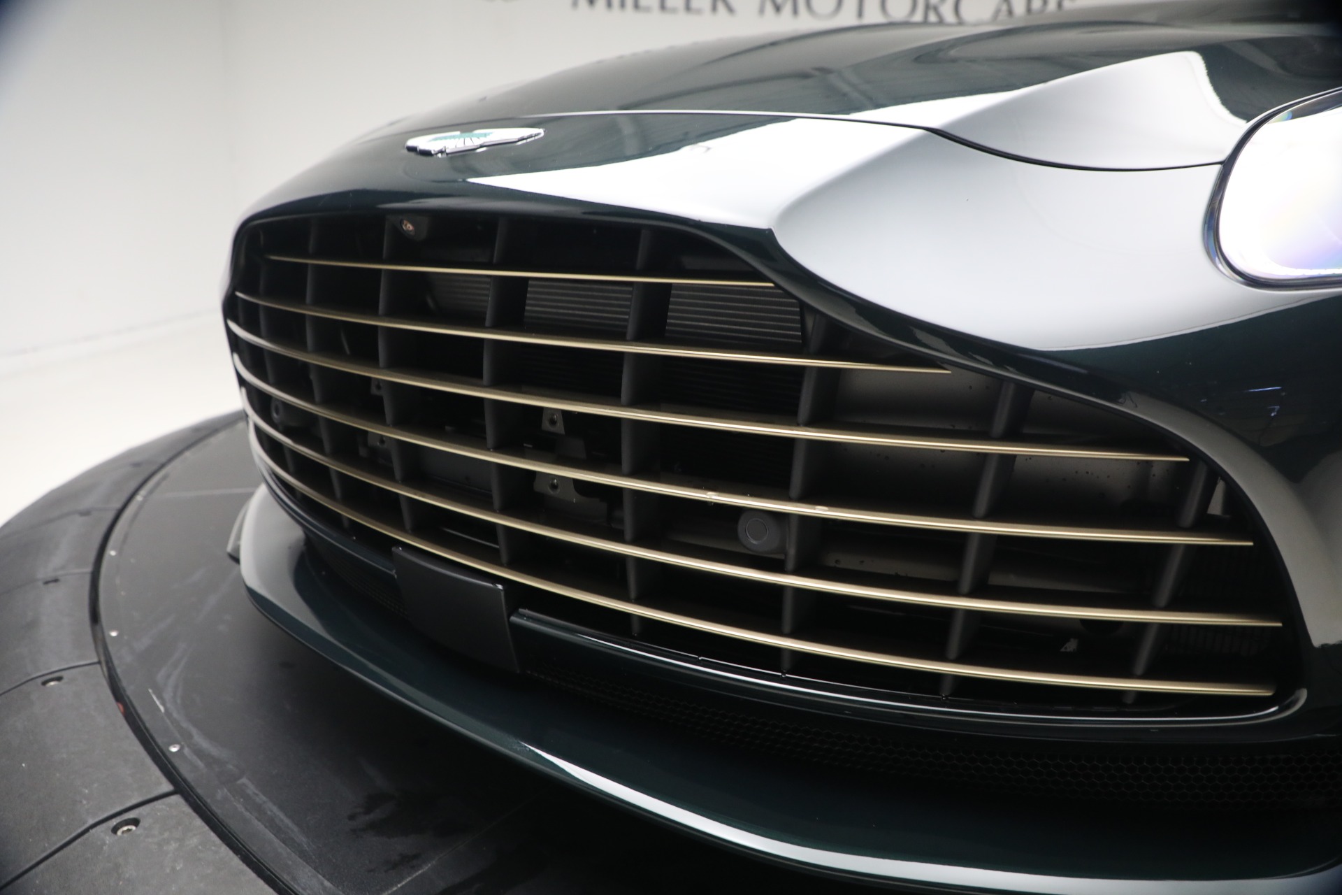 New-2026-Aston-Martin-DB12-Volante