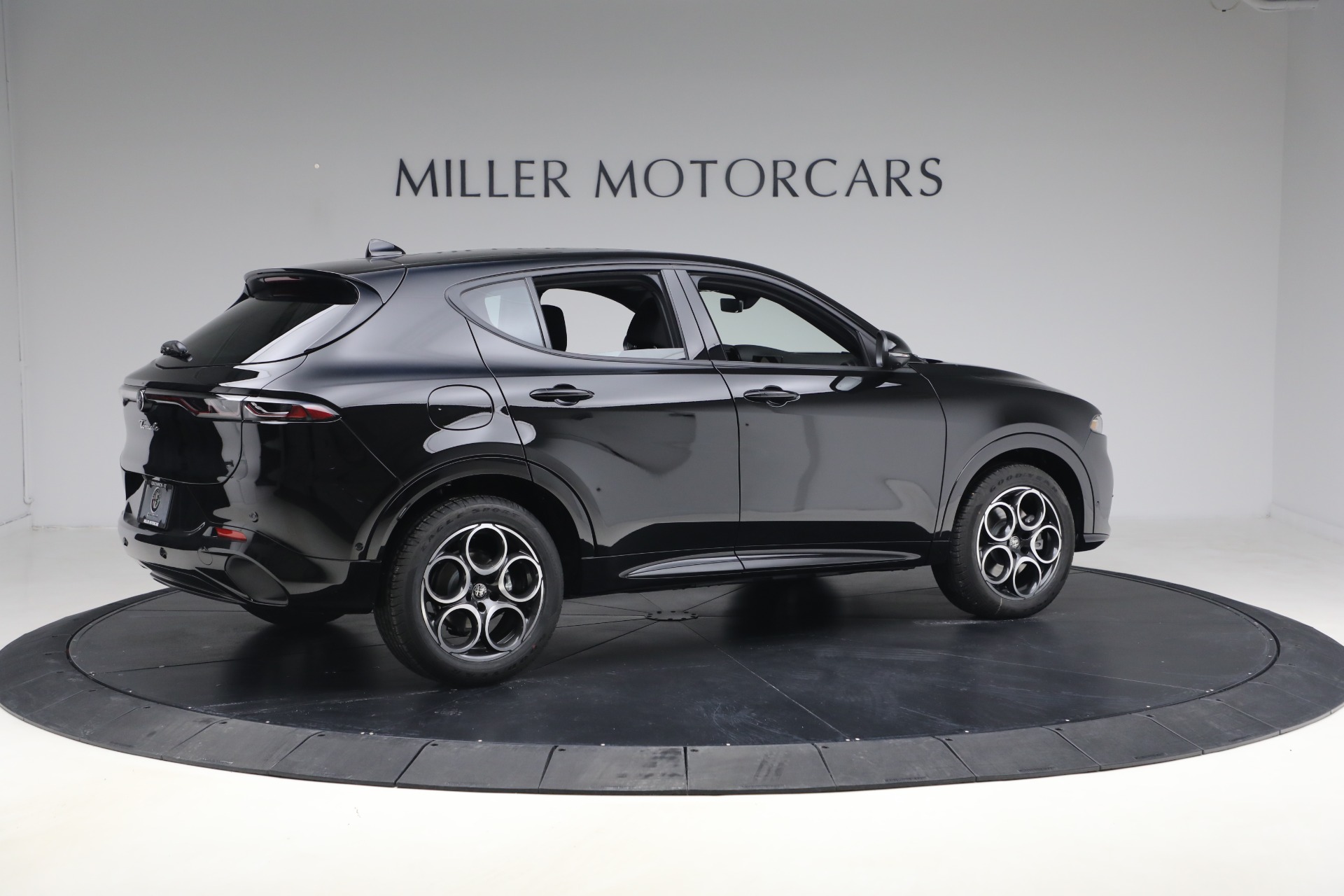 New-2026-Alfa-Romeo-Tonale-Sprint