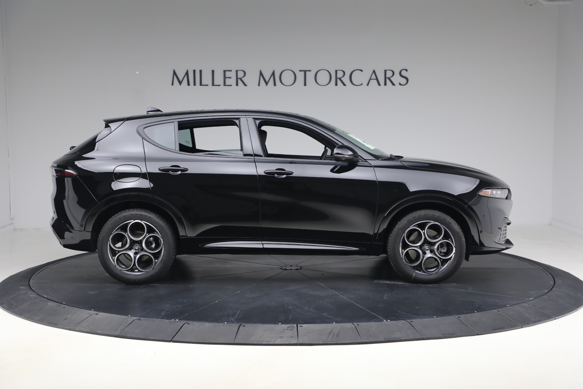 New-2026-Alfa-Romeo-Tonale-Sprint