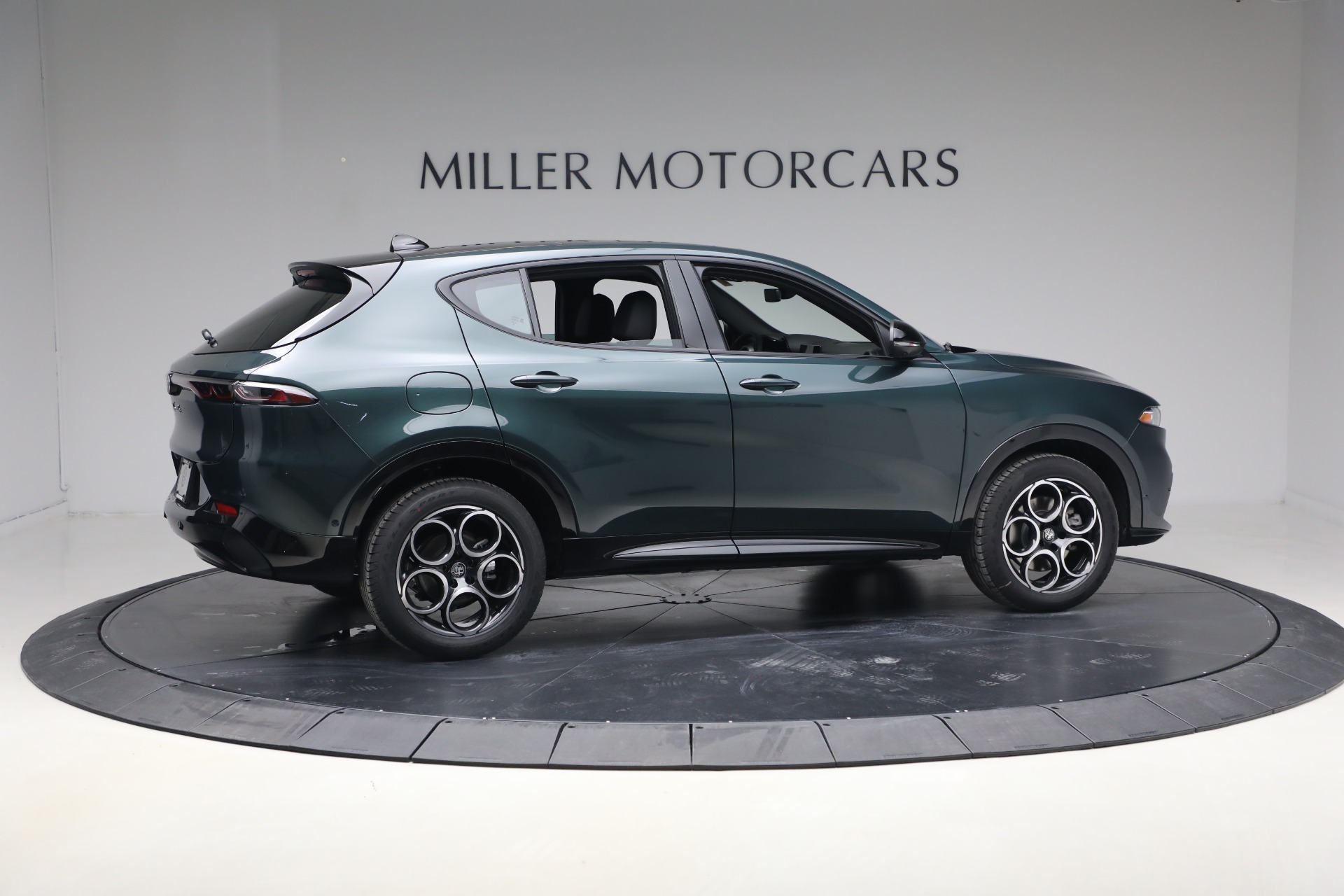 New-2026-Alfa-Romeo-Tonale-Sprint