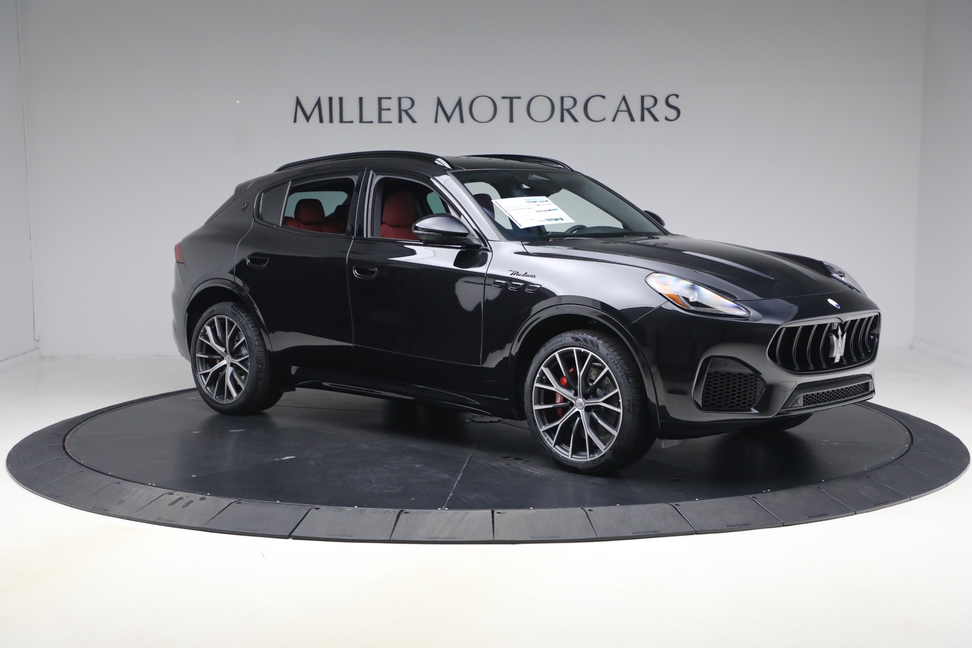 New-2026-Maserati-Grecale-Modena-V6