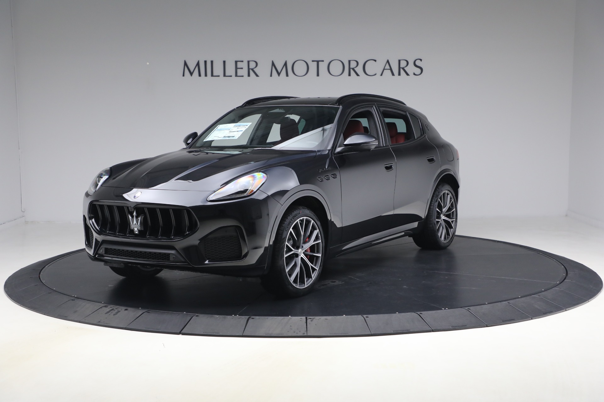 New-2026-Maserati-Grecale-Modena-V6