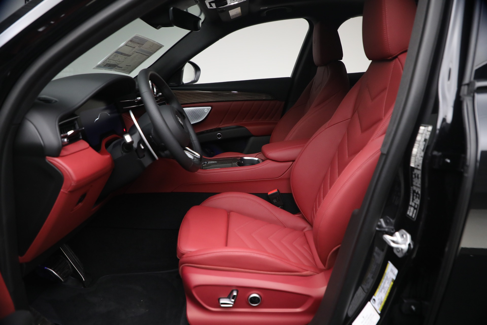 New-2026-Maserati-Grecale-Modena-V6