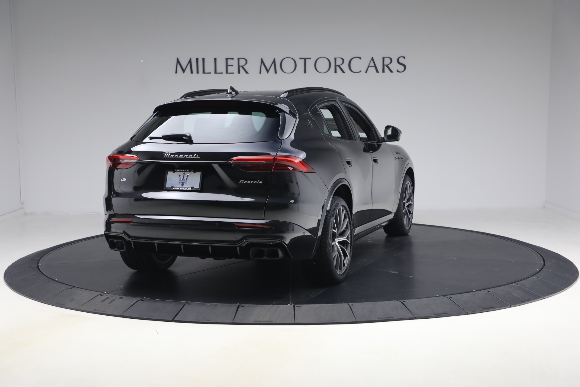 New-2026-Maserati-Grecale-Modena-V6