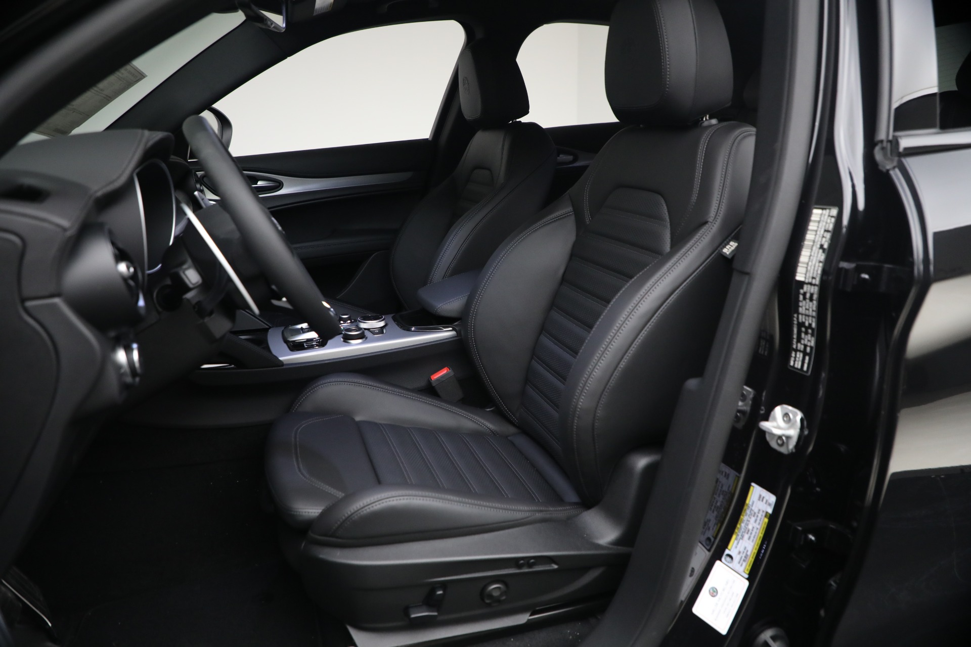 New-2026-Alfa-Romeo-Stelvio-Veloce
