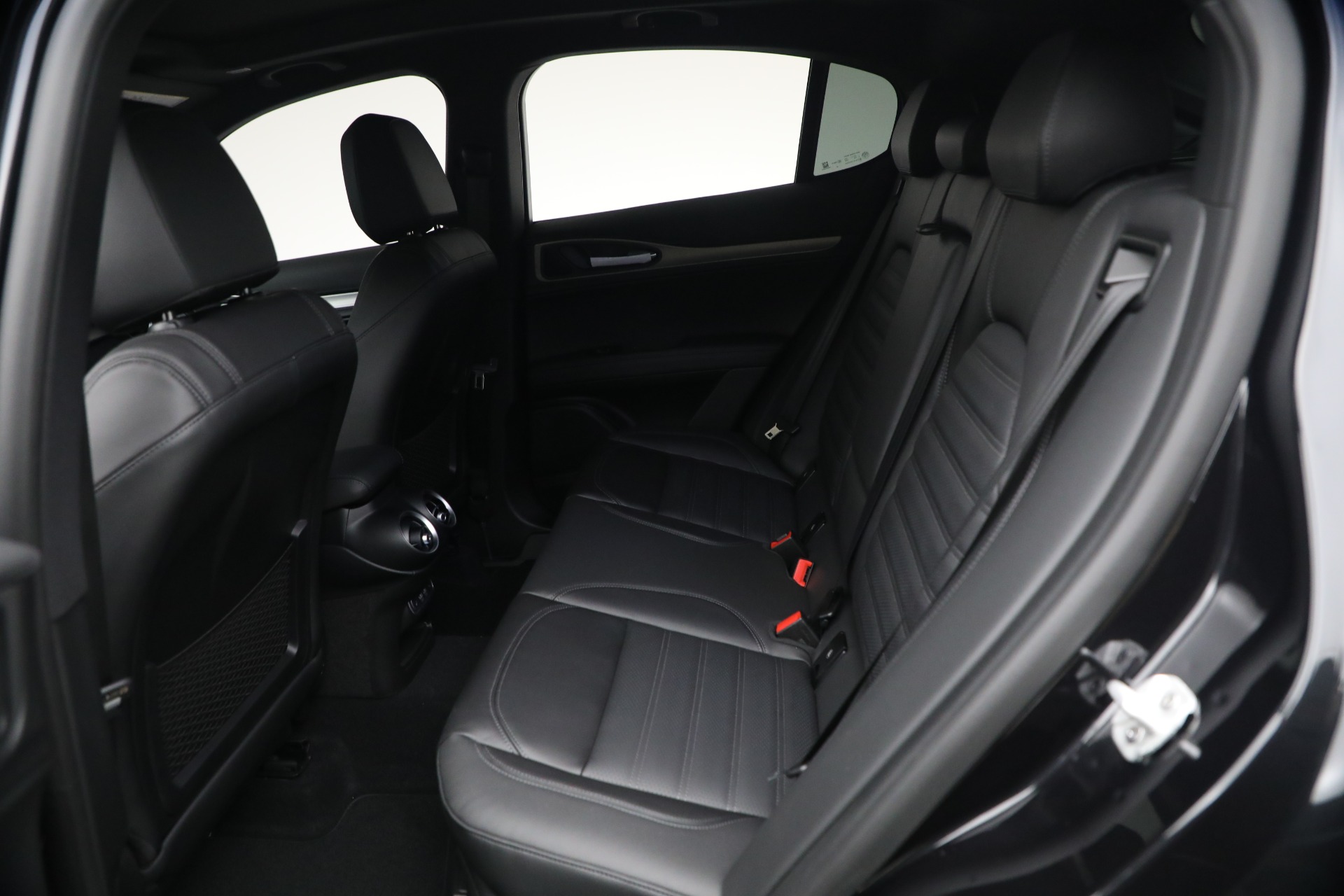 New-2026-Alfa-Romeo-Stelvio-Veloce