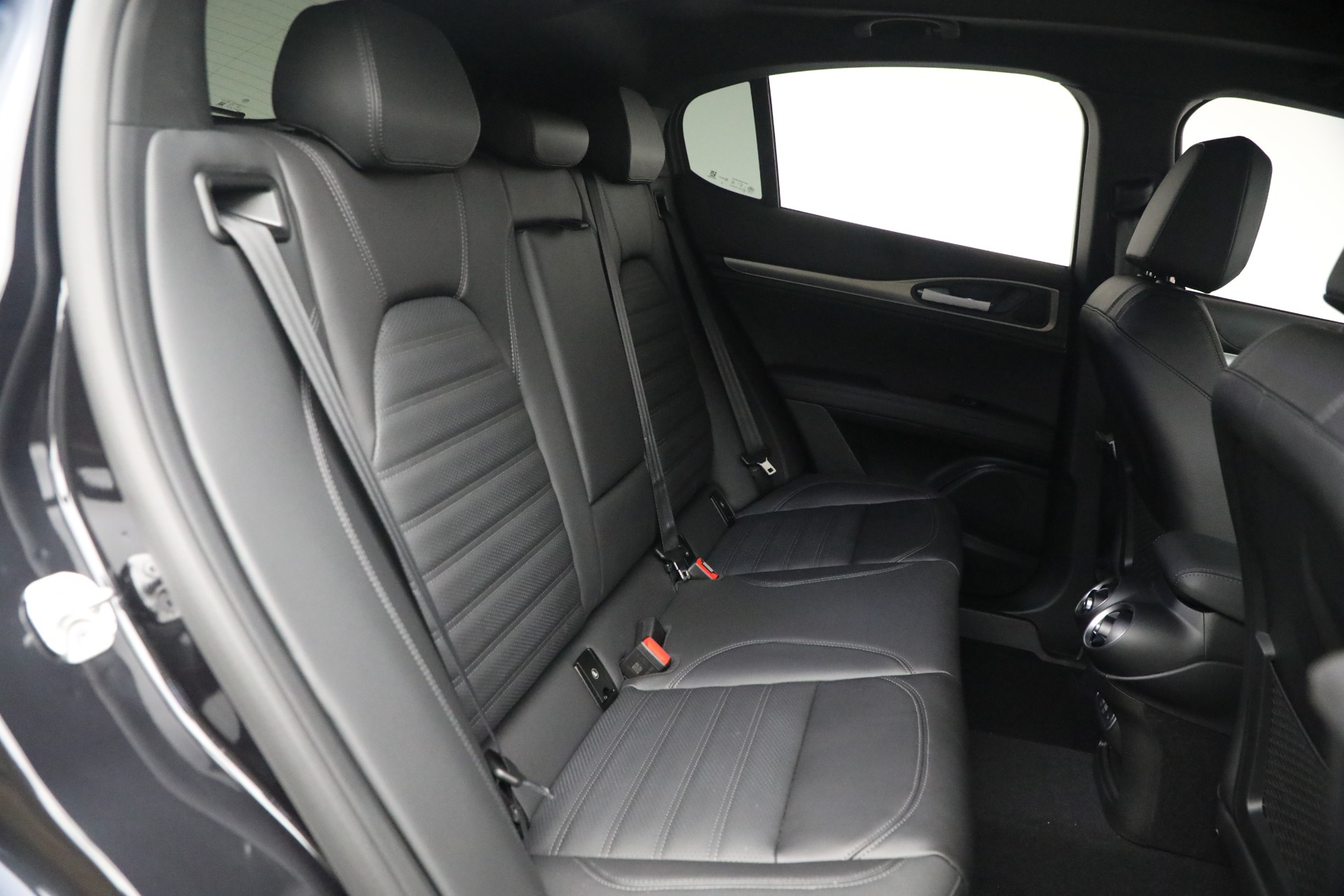 New-2026-Alfa-Romeo-Stelvio-Veloce
