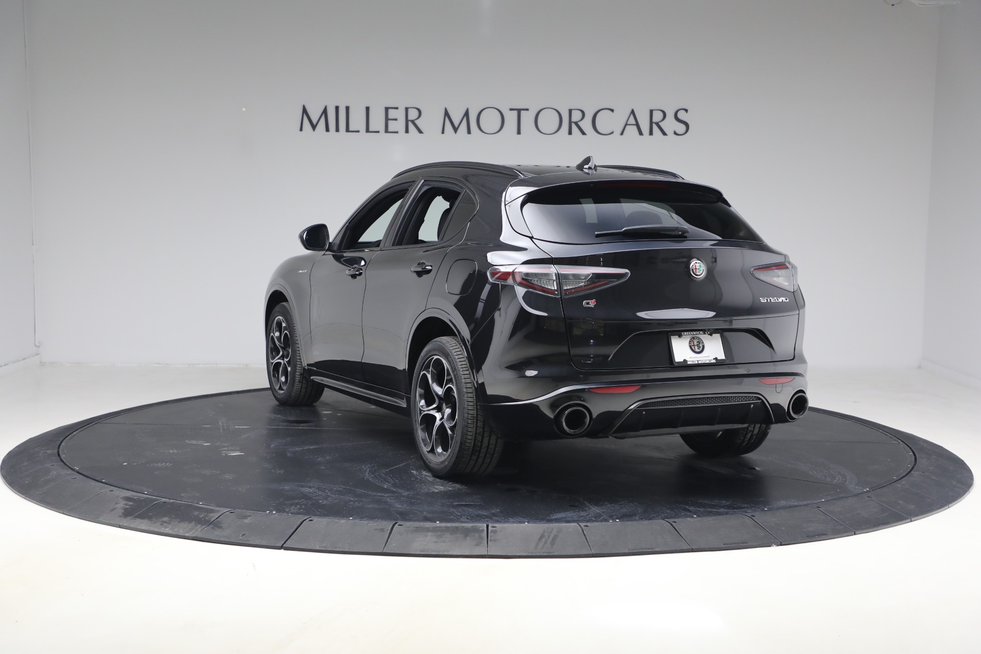 New-2026-Alfa-Romeo-Stelvio-Veloce