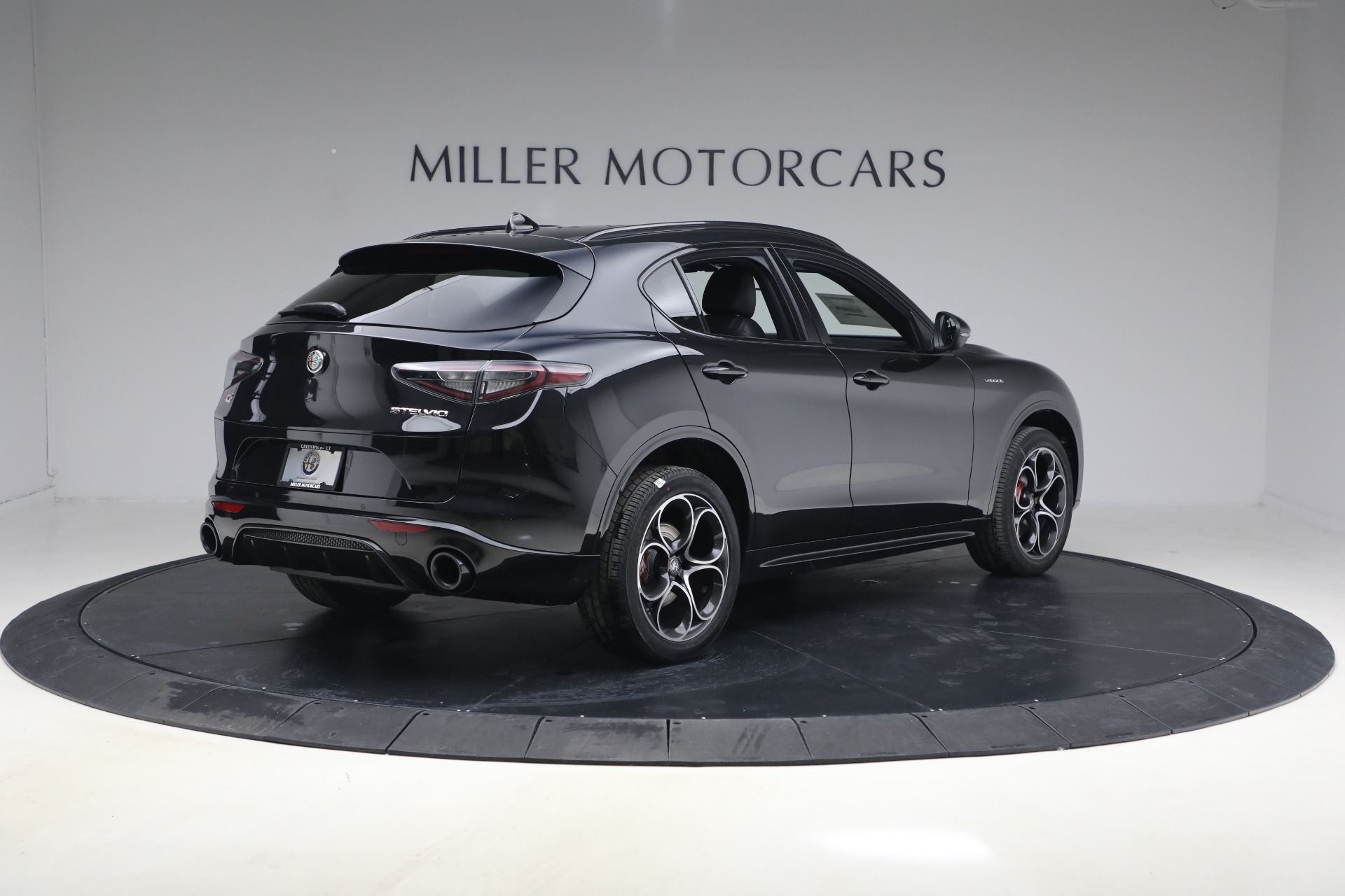 New-2026-Alfa-Romeo-Stelvio-Veloce