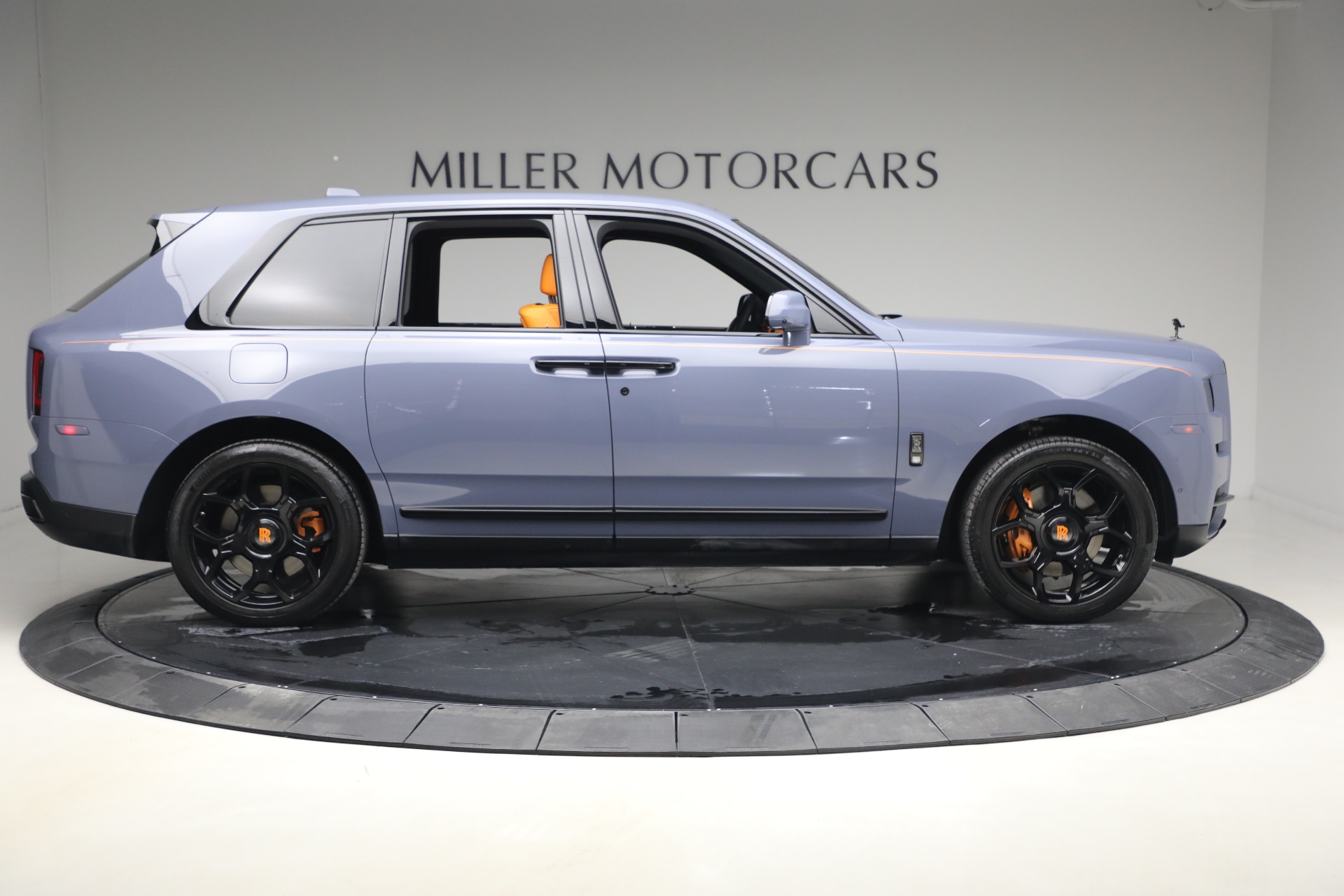 Used-2024-Rolls-Royce-Black-Badge-Cullinan
