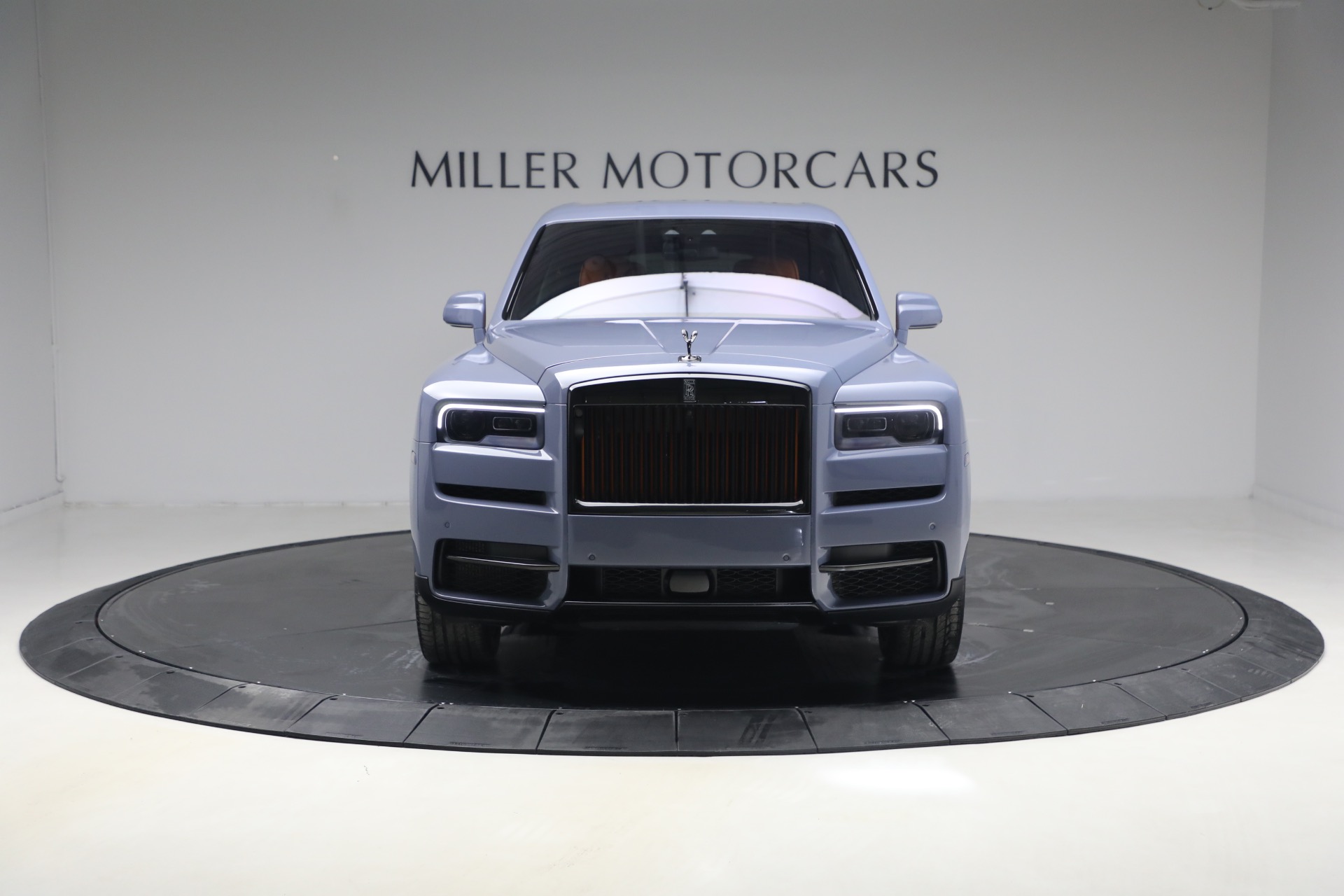 Used-2024-Rolls-Royce-Black-Badge-Cullinan