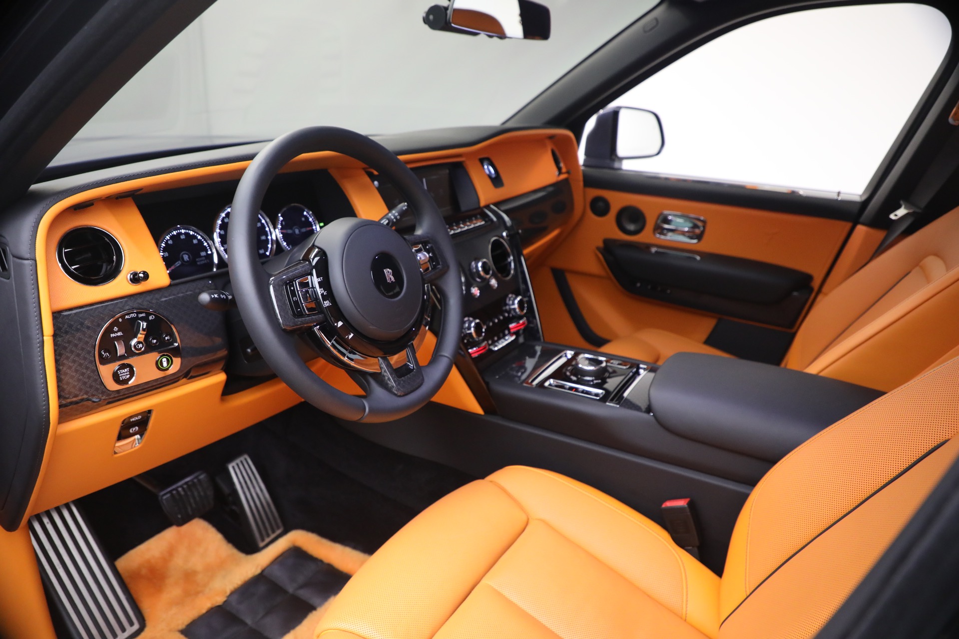 Used-2024-Rolls-Royce-Black-Badge-Cullinan