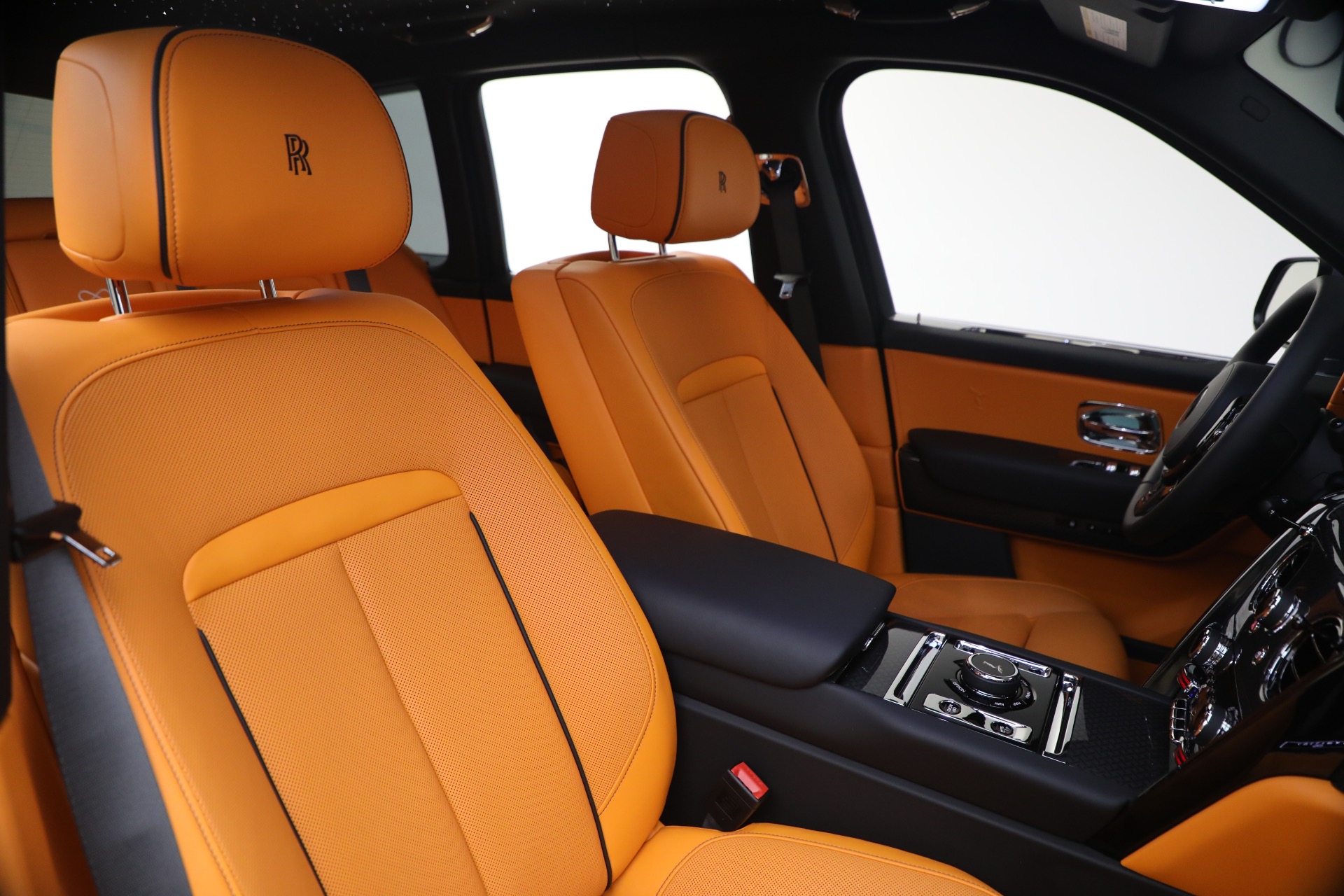 Used-2024-Rolls-Royce-Black-Badge-Cullinan