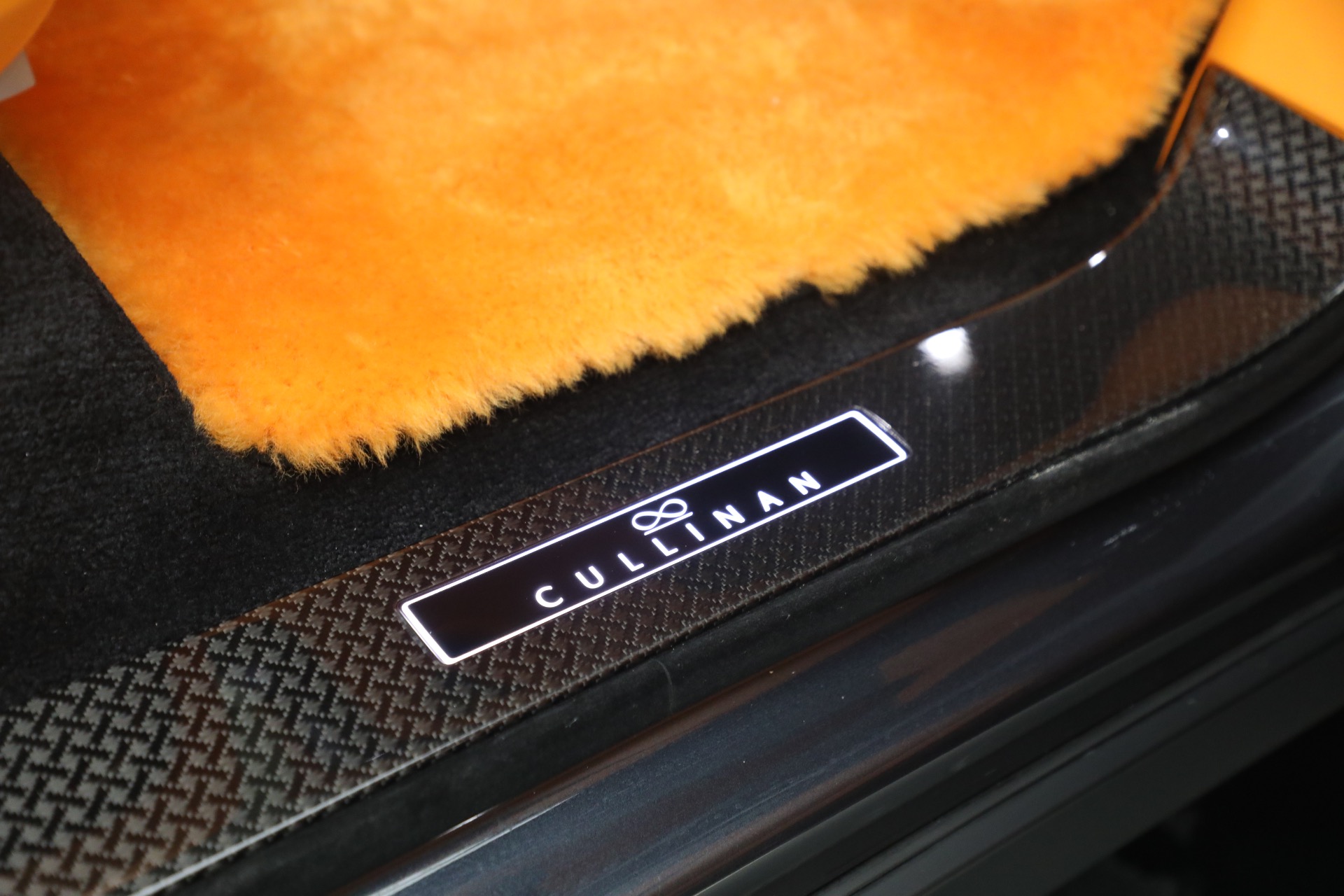 Used-2024-Rolls-Royce-Black-Badge-Cullinan